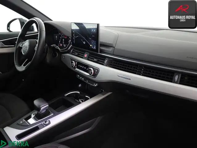 Audi A4 view 10
