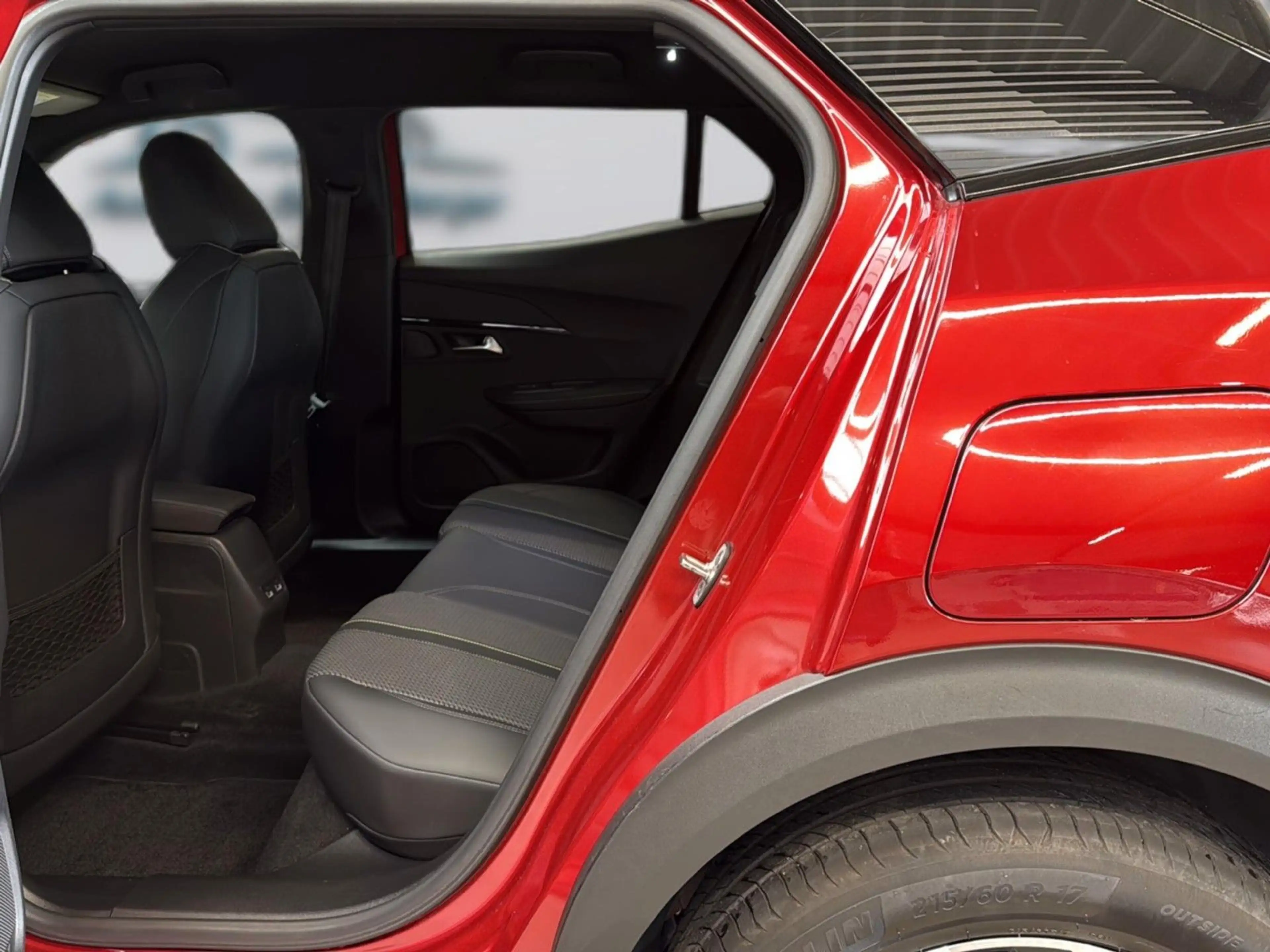 Peugeot 2008 Allure — photo 9