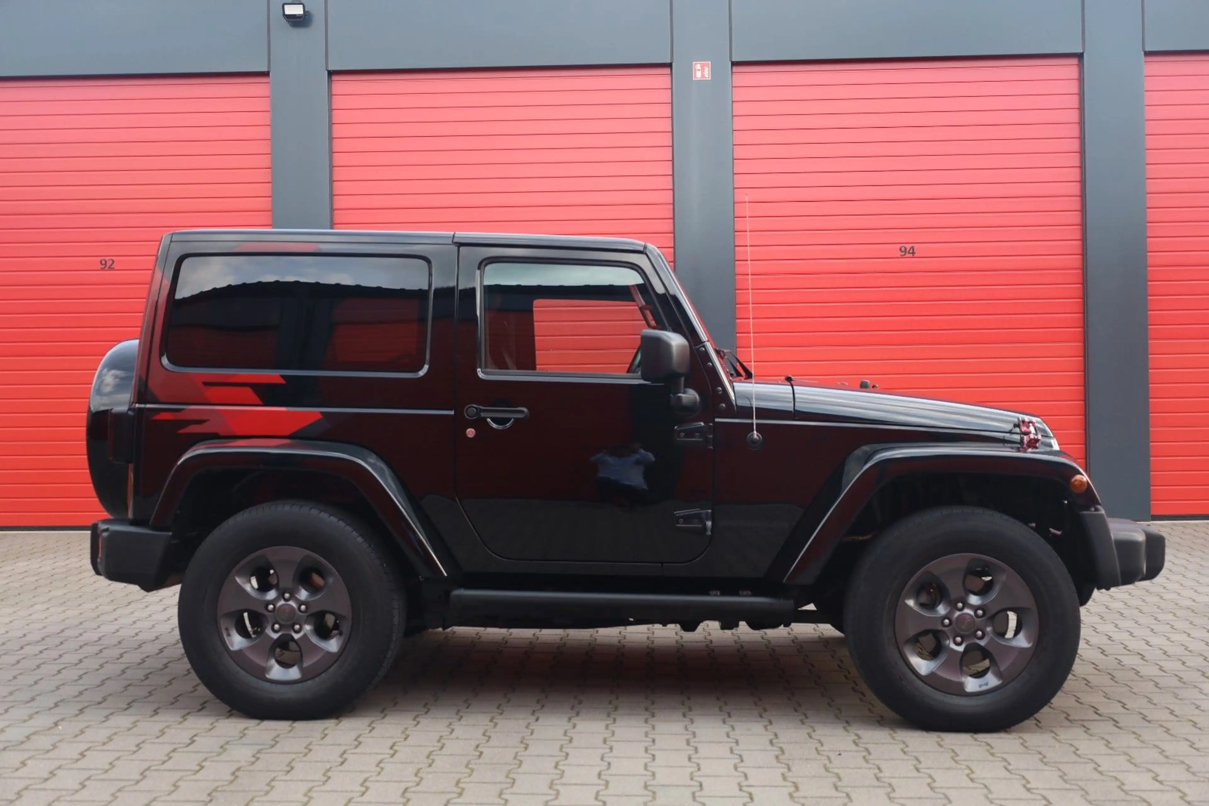 Jeep Wrangler Unlimited Night Eagle Softtop Hardtop — photo 9