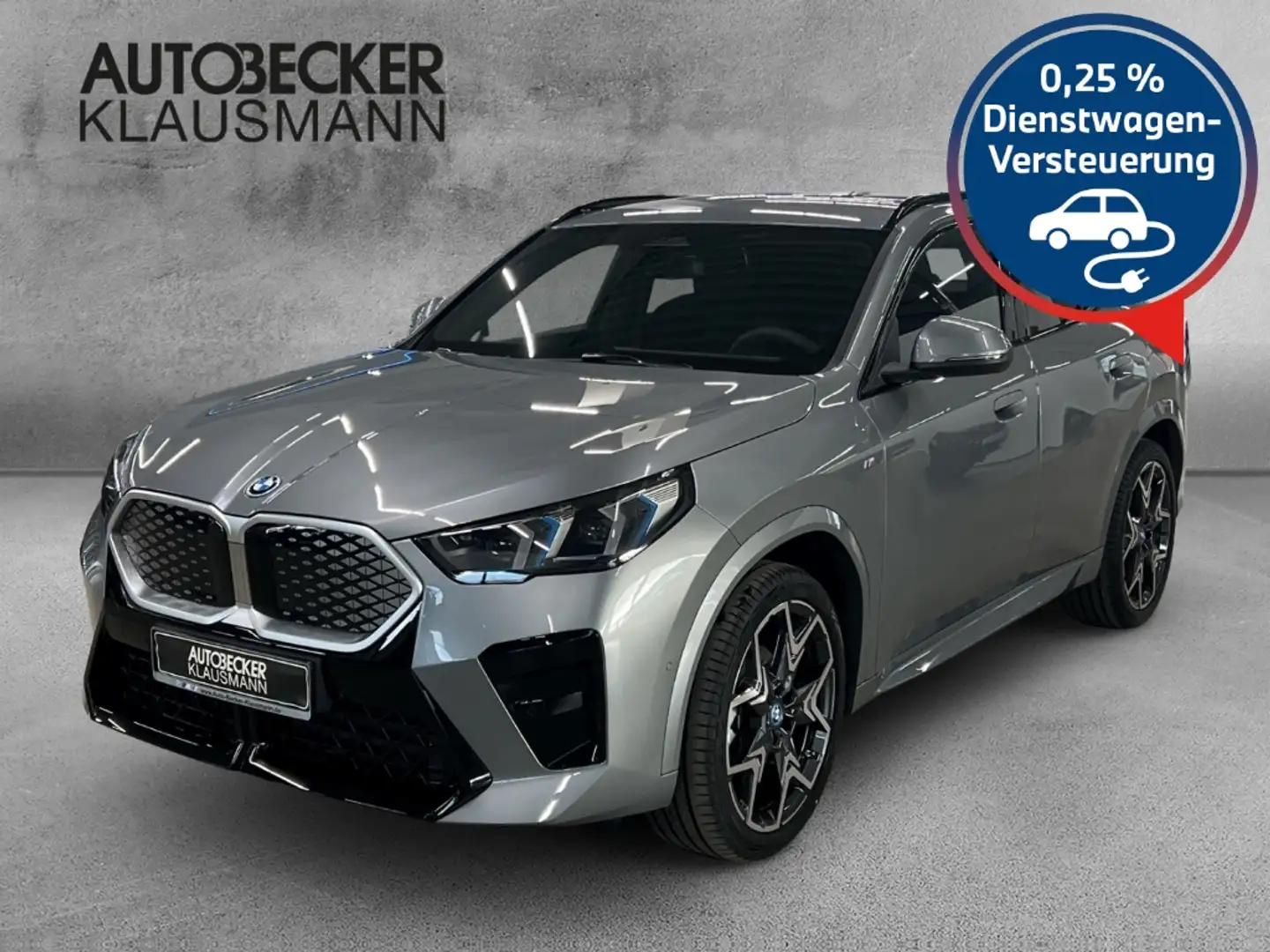 BMW X2 eDrive20 M Sport LMR 20'' AD AHK-klappbar Navi dig Grau - 1