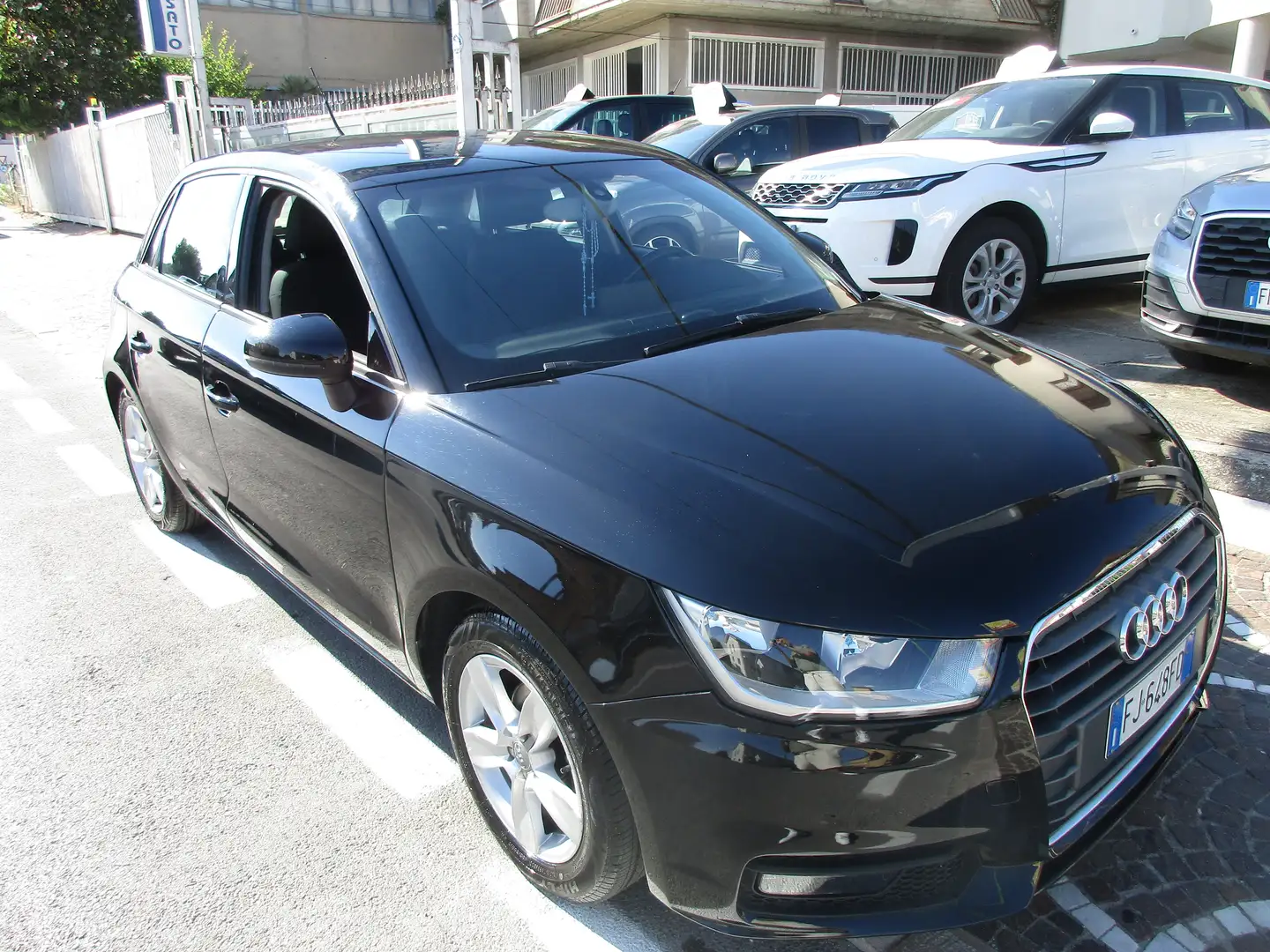 Audi A1 A1 Sportback 1.4 tdi Design full opt garantita Zwart - 2