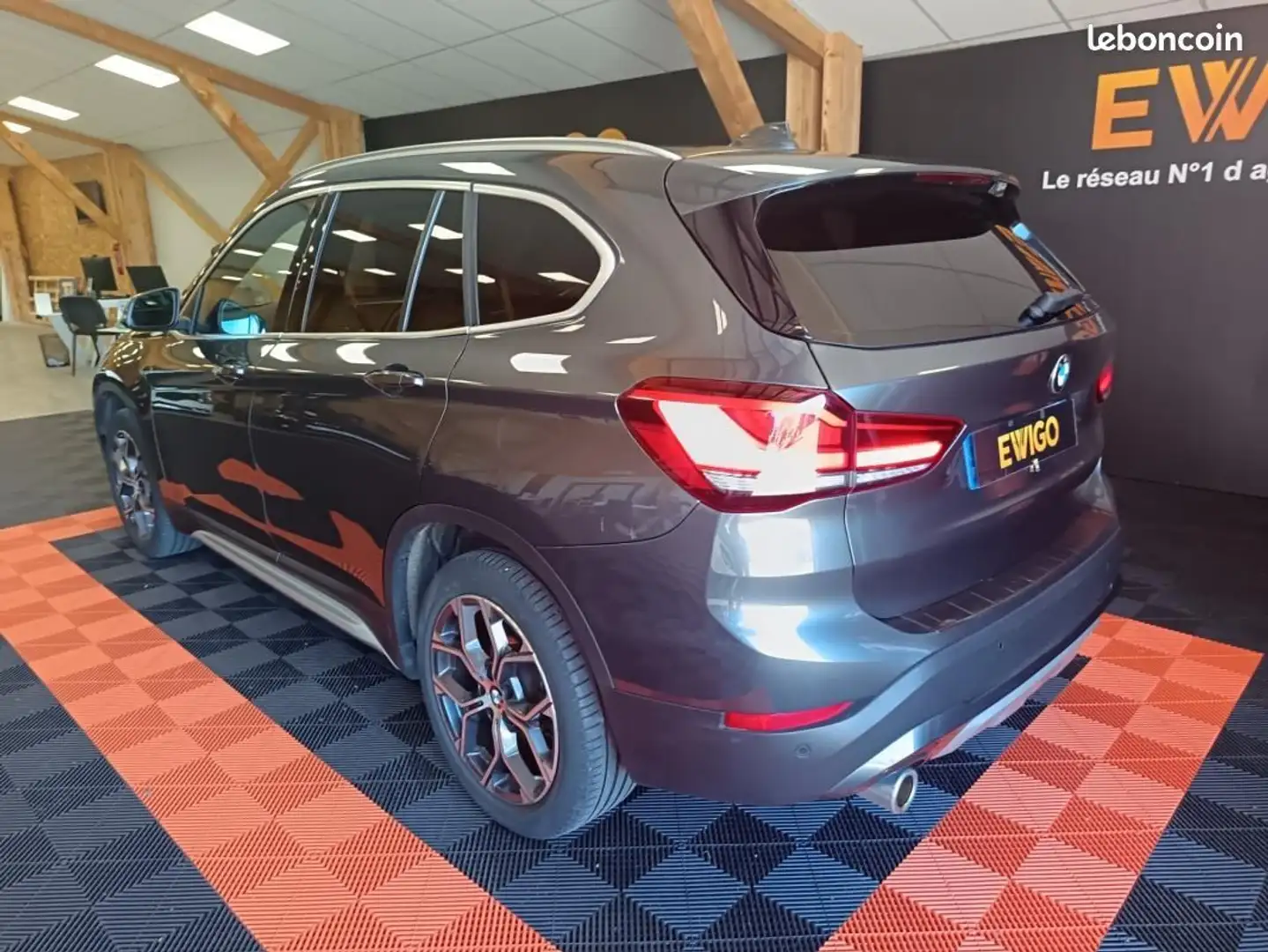 BMW X1 1.8 I 140 X Line SDRIVE BVA Grijs - 2