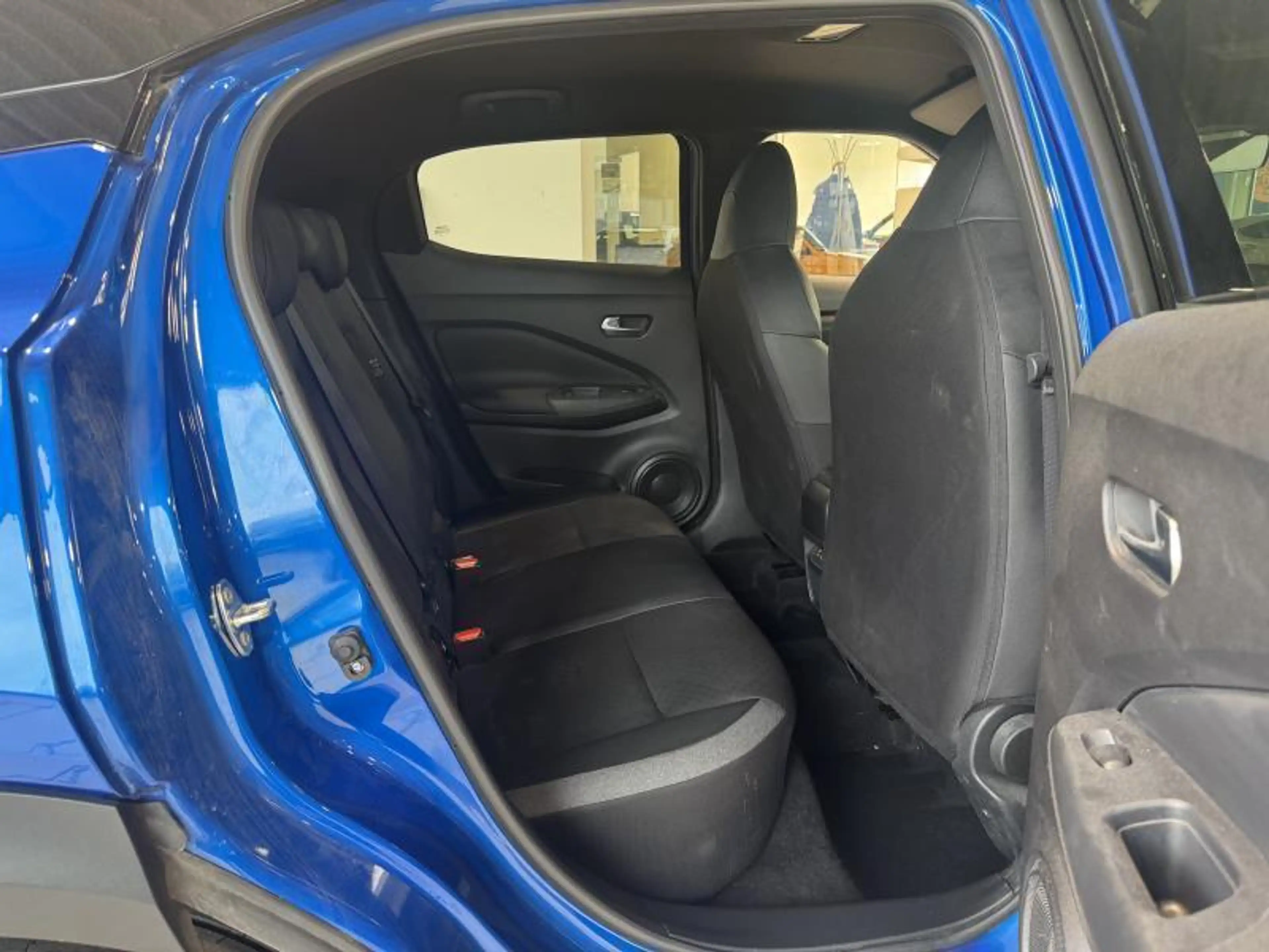 Nissan Juke 1.0 DIG-T N-DESIGN — photo 8