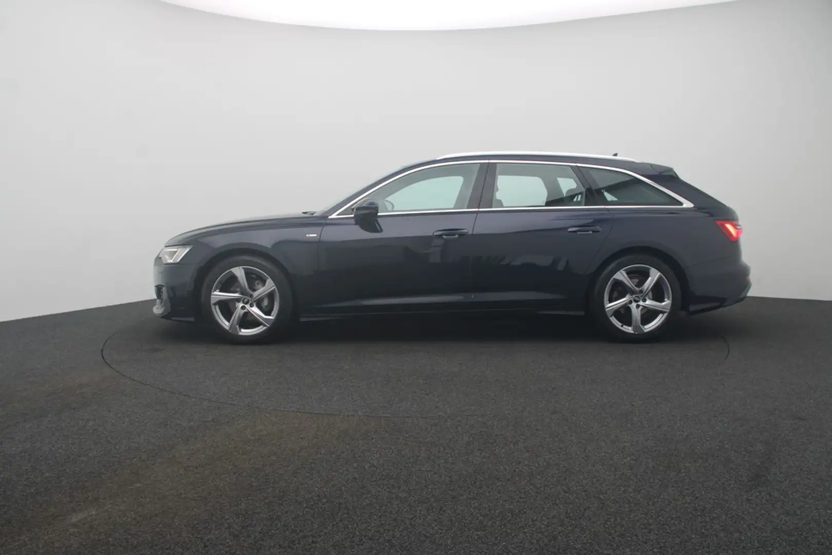 Audi A6 Avant 40 TDI quattro S line LED Navi ACC Bleu - 2
