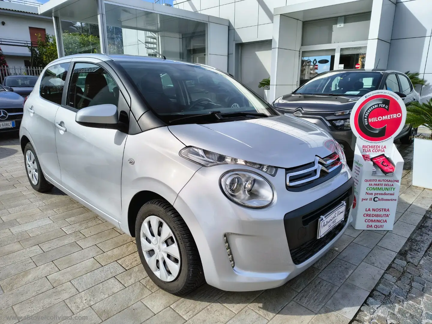 Citroen C1 VTi 72 S&S 5p. Feel Zilver - 1