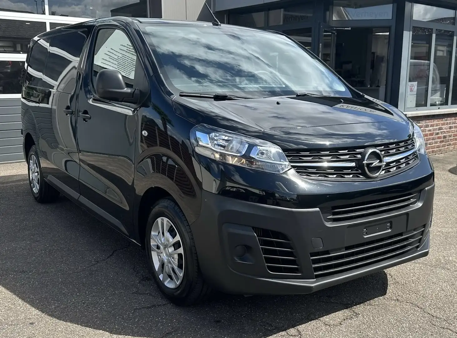 Opel Vivaro C 20CDTI L2H1 EnkeleCabine 3Personen LichteVracht Чорний - 1