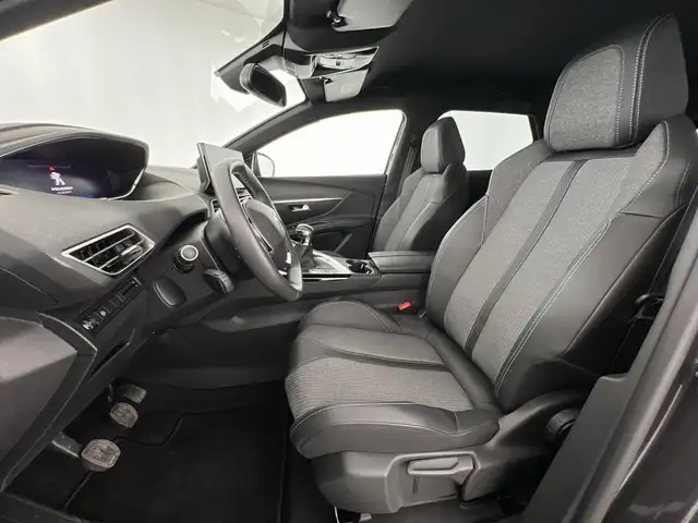 Peugeot 3008 view 7