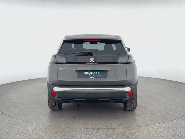 Peugeot 3008 view 4