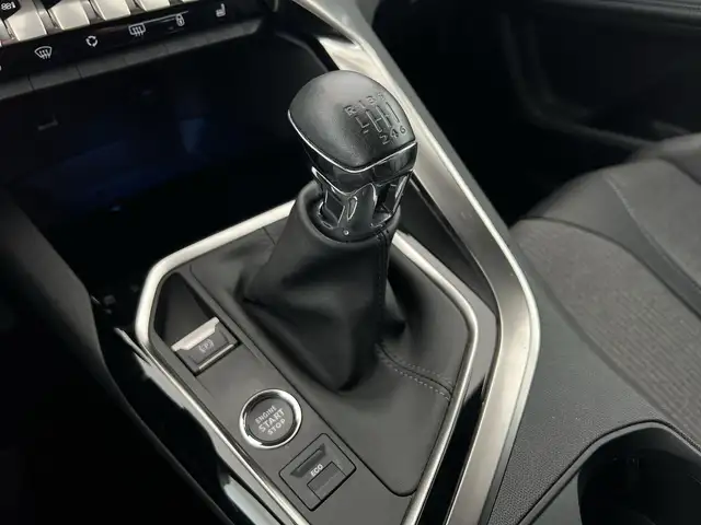 Peugeot 3008 view 13