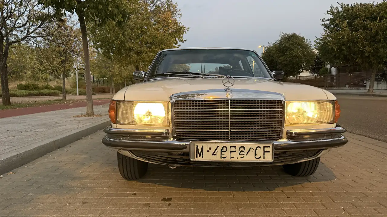Mercedes-Benz 280