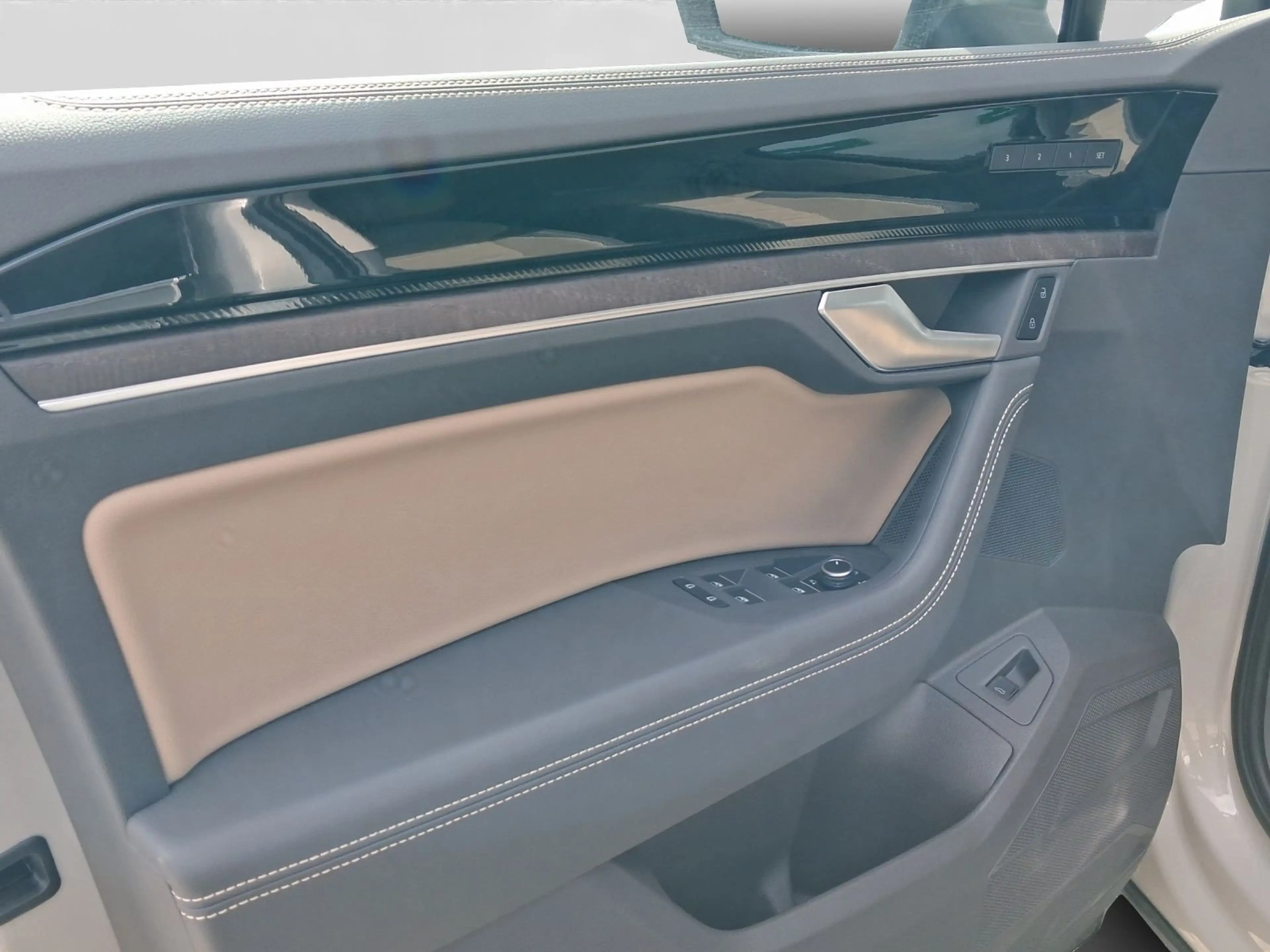 Volkswagen Touareg 3.0 TDI DSG 4M ELEGANCE STANDHZG LEDER A — photo 15