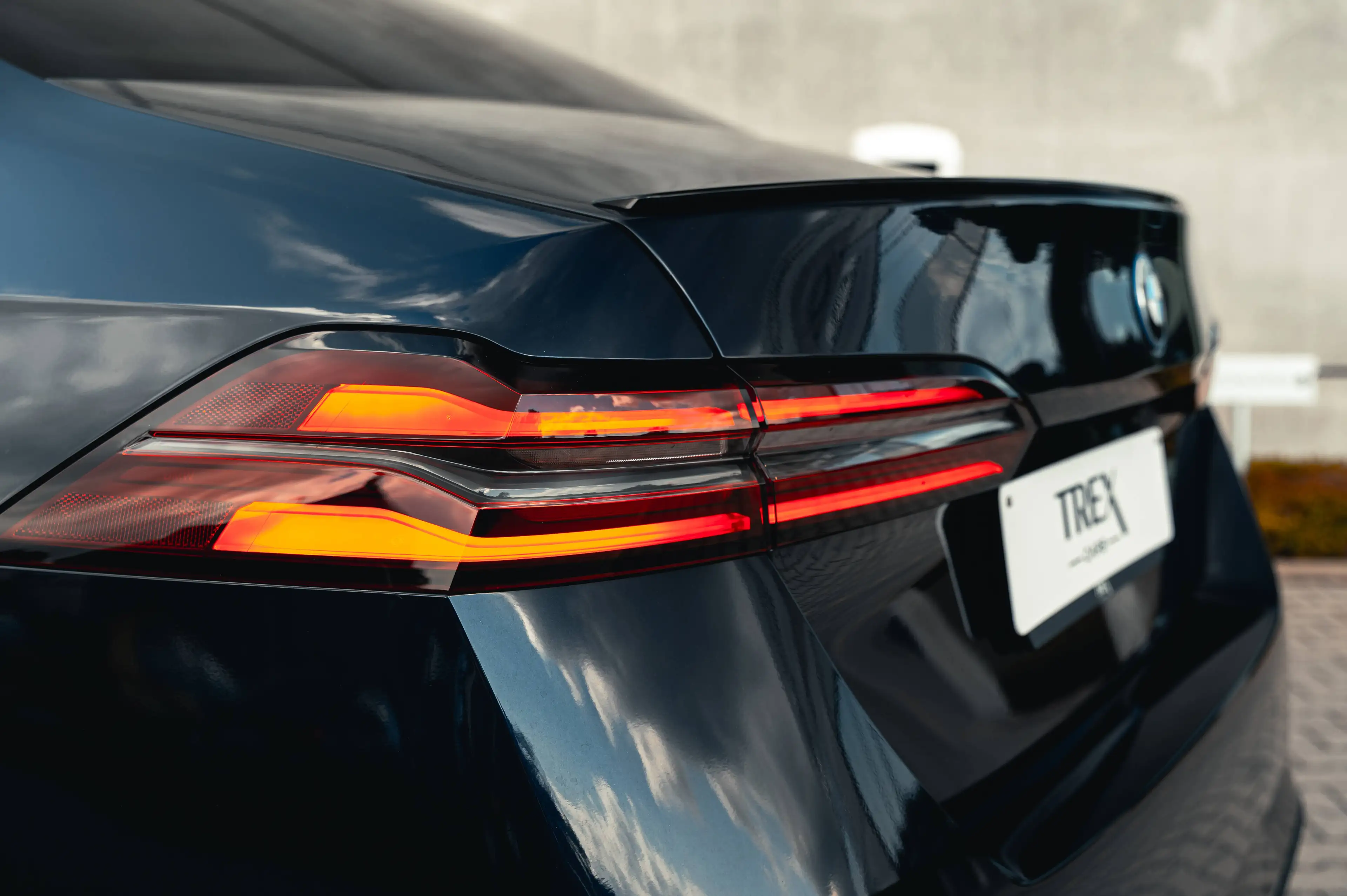 BMW 550 e xDrive M Sportpakket Pro/ Iconic Glow/ HUD/ Pano/ 360°/ Bowers&Wilkins/ Stoelventilatie — photo 8