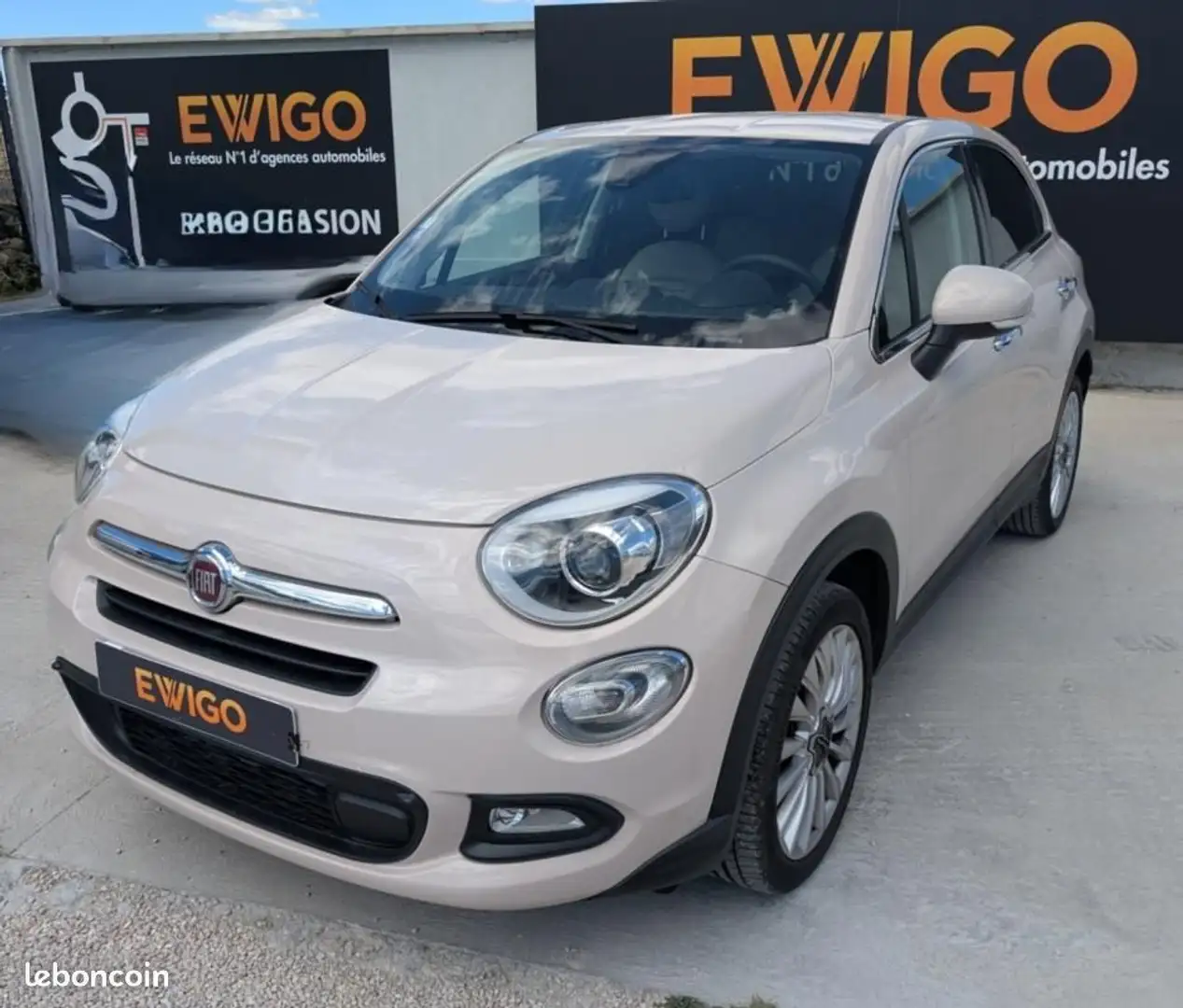 Fiat 500X 1.4 MULTIAIR T 140 LOUNGE 4X2 Beige - 1