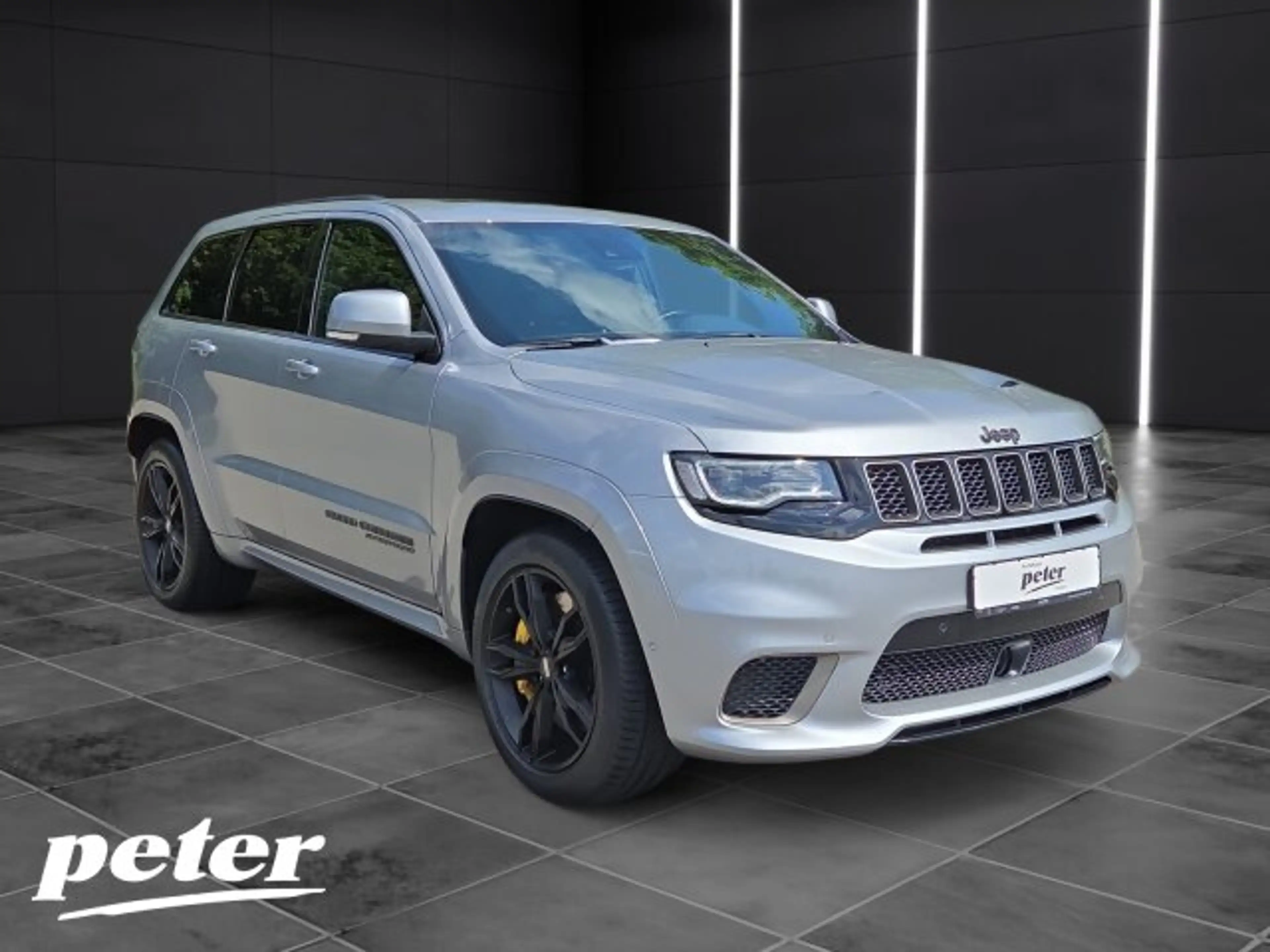 Jeep Grand Cherokee Grand Cherokee 6.2 V8 Supercharged Trackhawk — photo 5