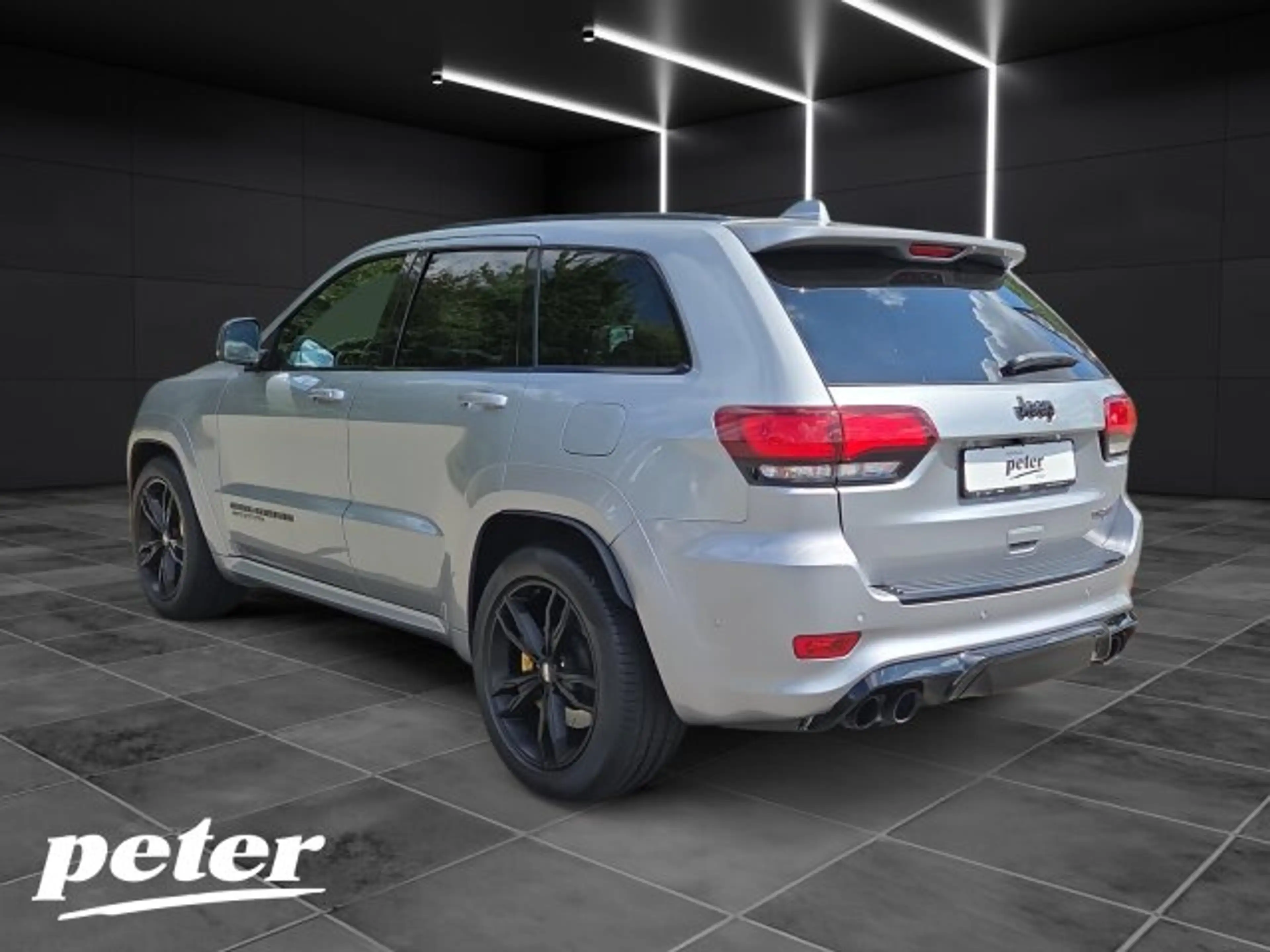 Jeep Grand Cherokee Grand Cherokee 6.2 V8 Supercharged Trackhawk — photo 3