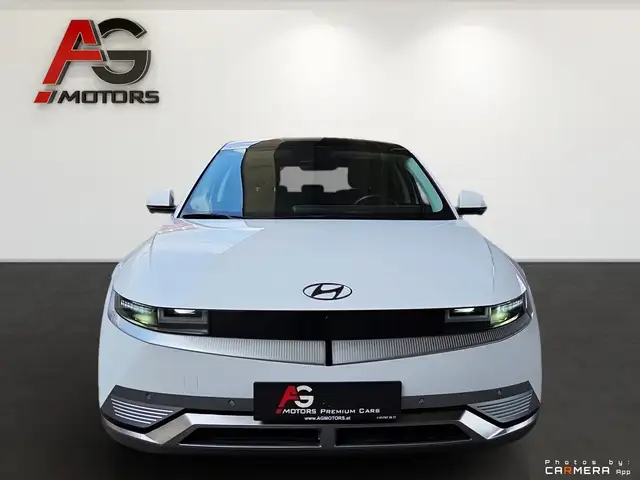 Hyundai Ioniq 5 view 3