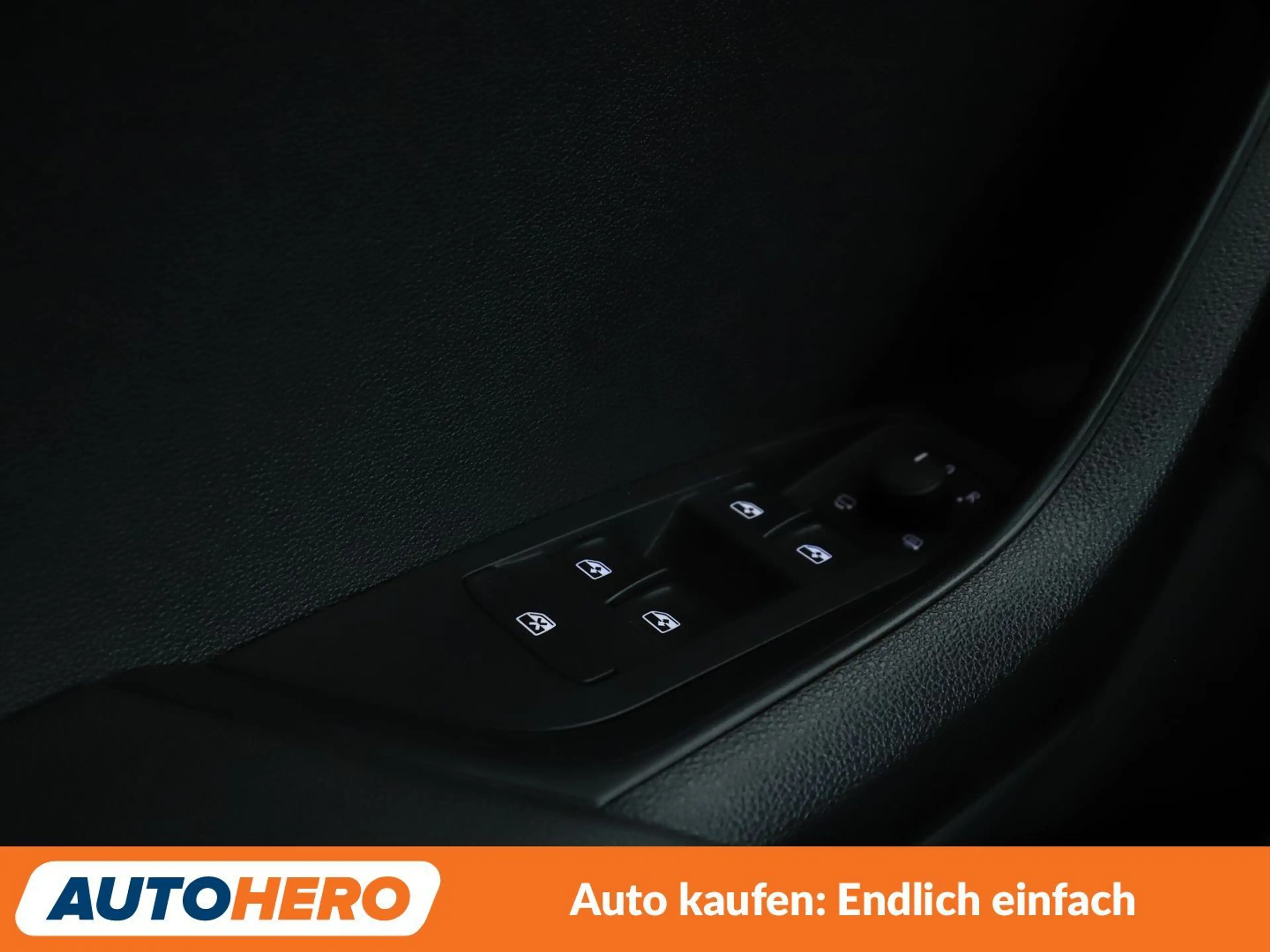 Skoda Karoq 2.0 TDI Sportline 4x4 Aut.*NAVI*CAM*SHZ* — photo 28