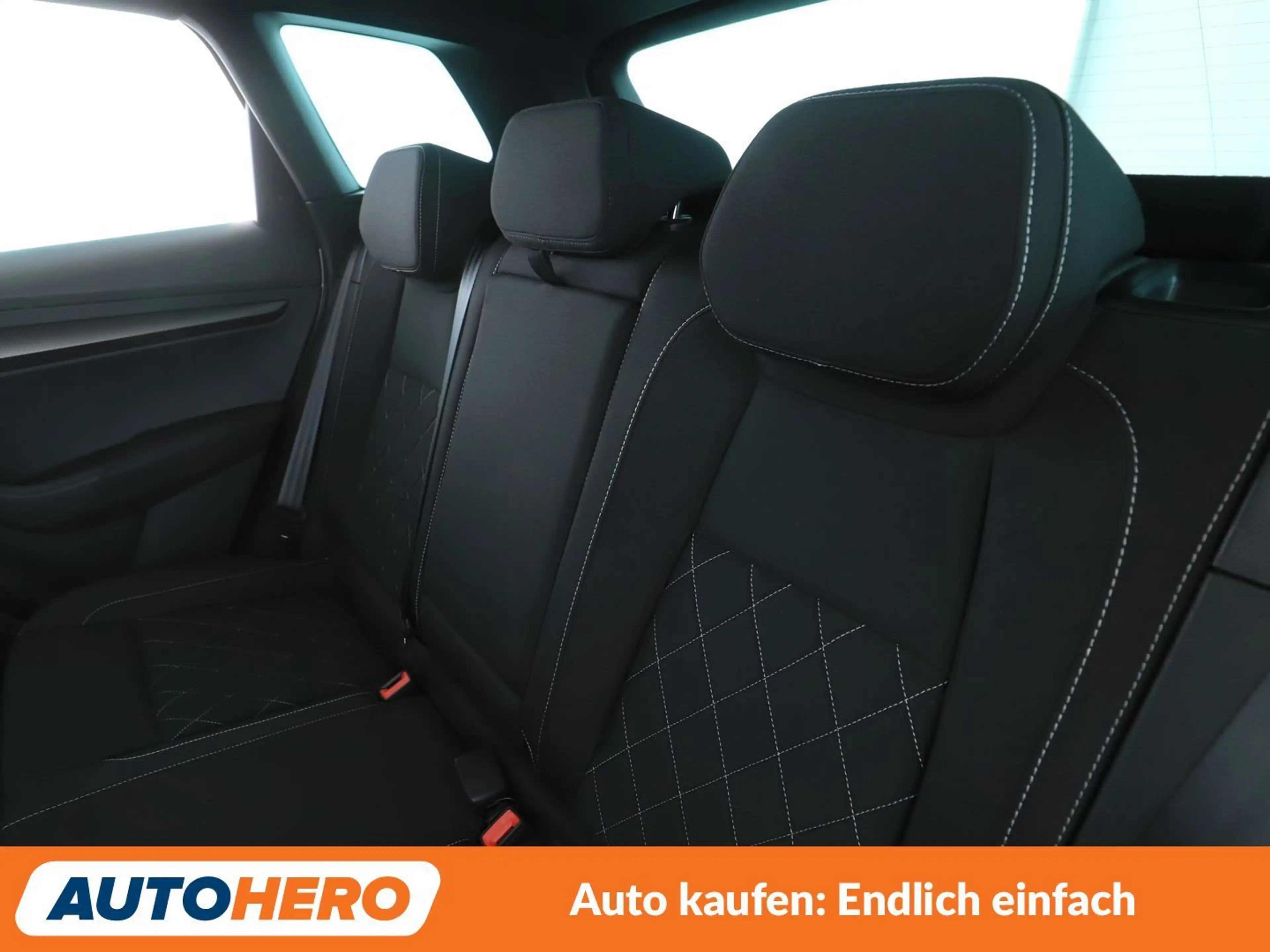 Skoda Karoq 2.0 TDI Sportline 4x4 Aut.*NAVI*CAM*SHZ* — photo 14