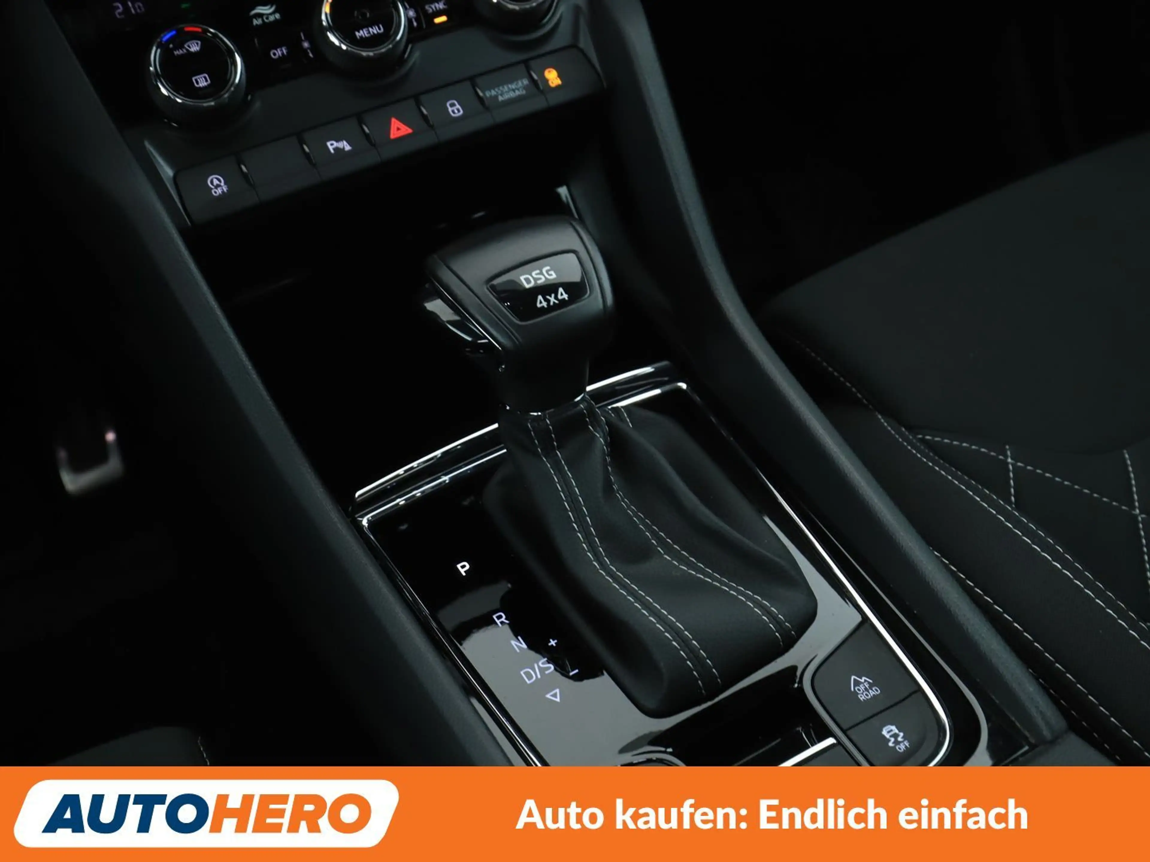 Skoda Karoq 2.0 TDI Sportline 4x4 Aut.*NAVI*CAM*SHZ* — photo 25