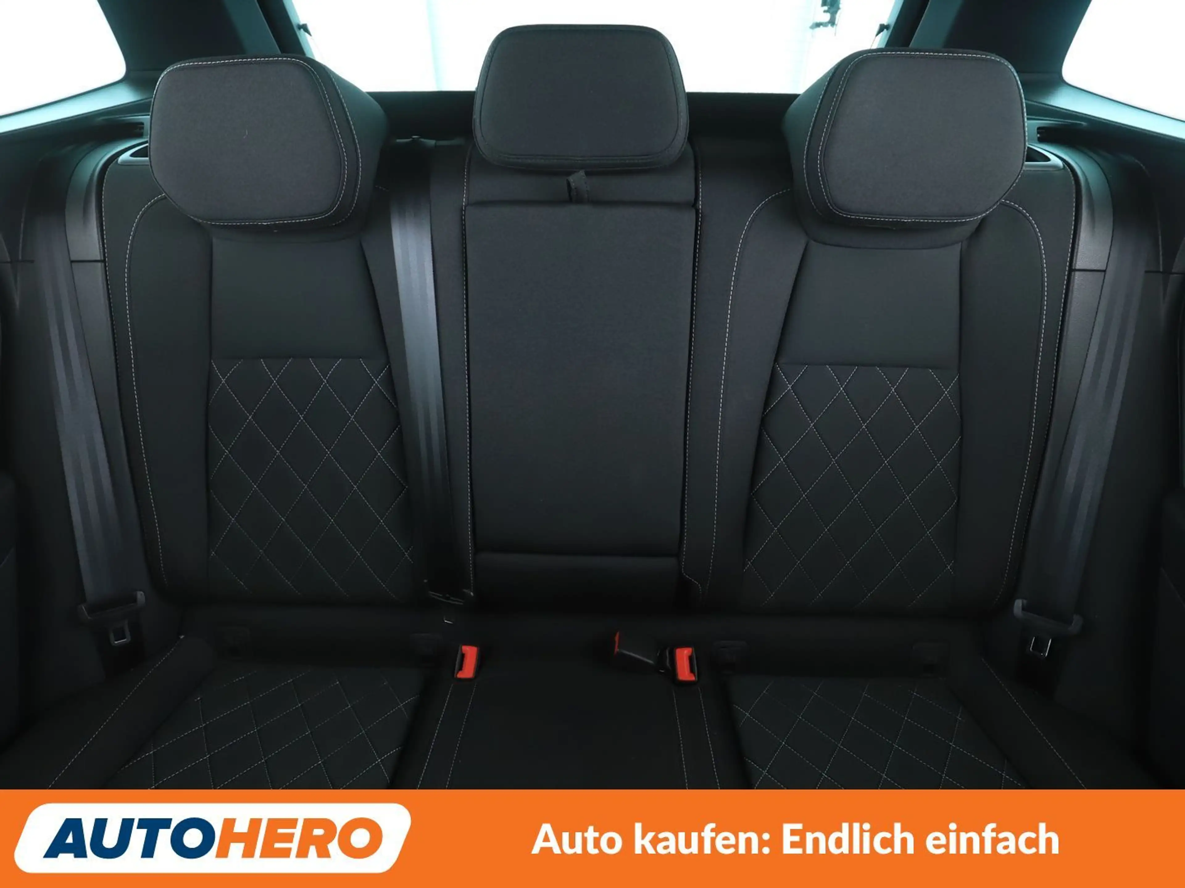 Skoda Karoq 2.0 TDI Sportline 4x4 Aut.*NAVI*CAM*SHZ* — photo 15