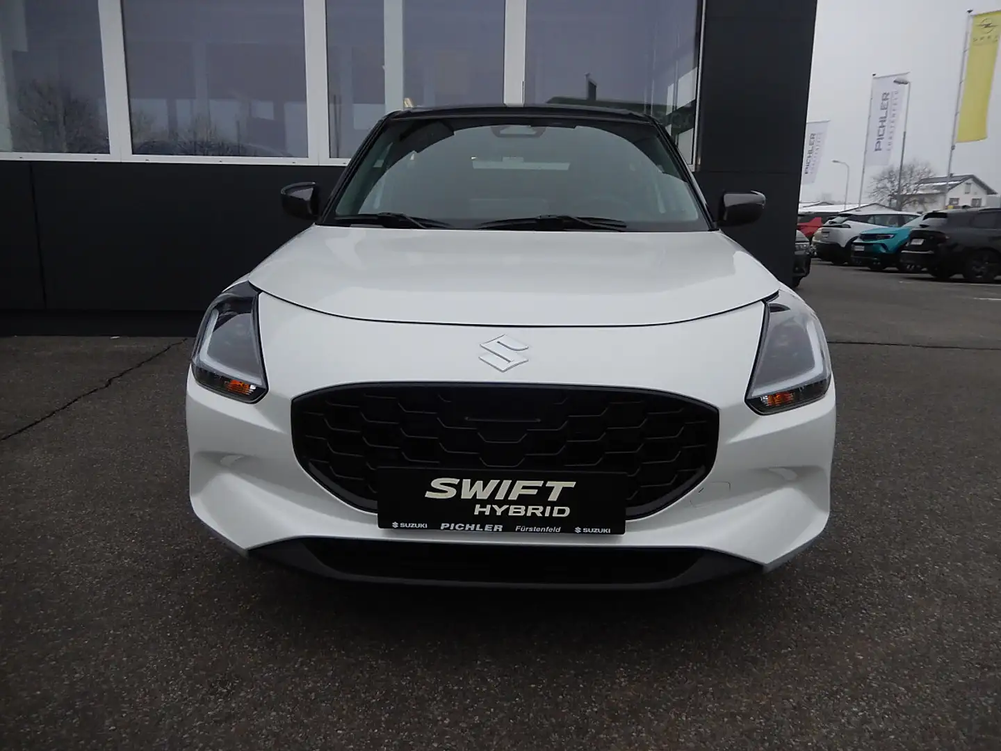 Suzuki Swift 1,2 Hybrid Shine Weiß - 2