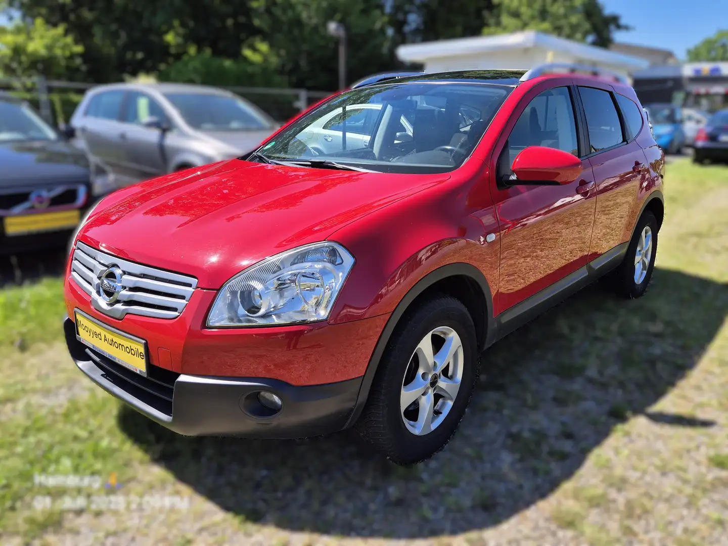 Nissan Qashqai+2 Acenta  1.6  Klima  Kamera  Navi  AHK  7-Sitzer Rot - 1