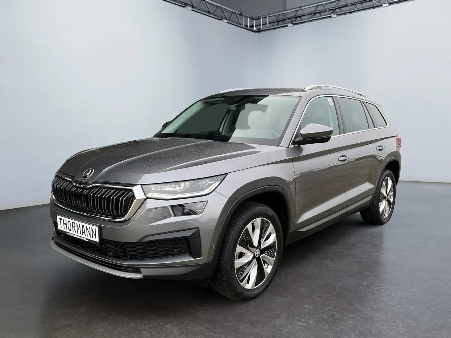Skoda Kodiaq 2.0 TSI Style DSG 4xSHZ ACC Facelift Grau - 2