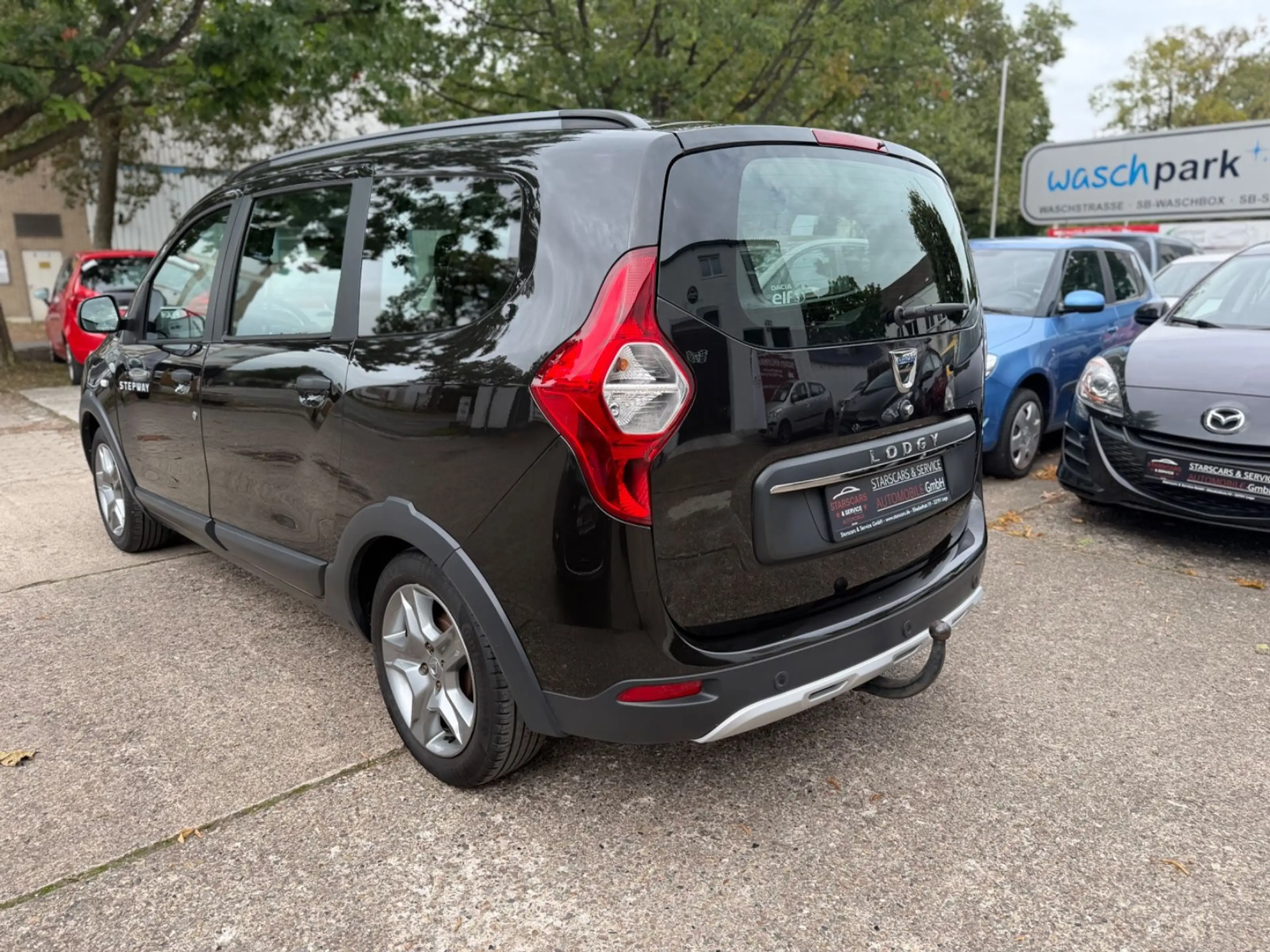 Dacia Lodgy *Stepway-Plus*NAVI*KAMERA*SHZ*AHK*1.HAND* — photo 5