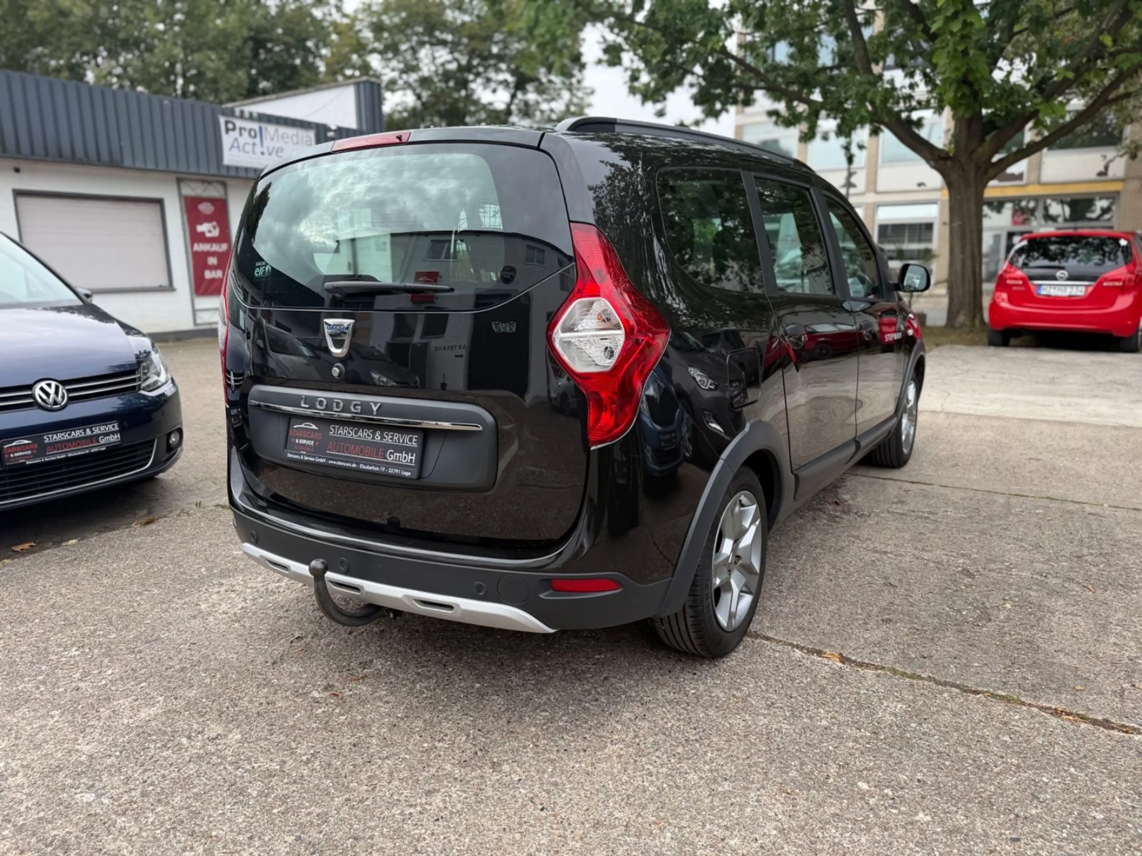Dacia Lodgy *Stepway-Plus*NAVI*KAMERA*SHZ*AHK*1.HAND* — photo 10