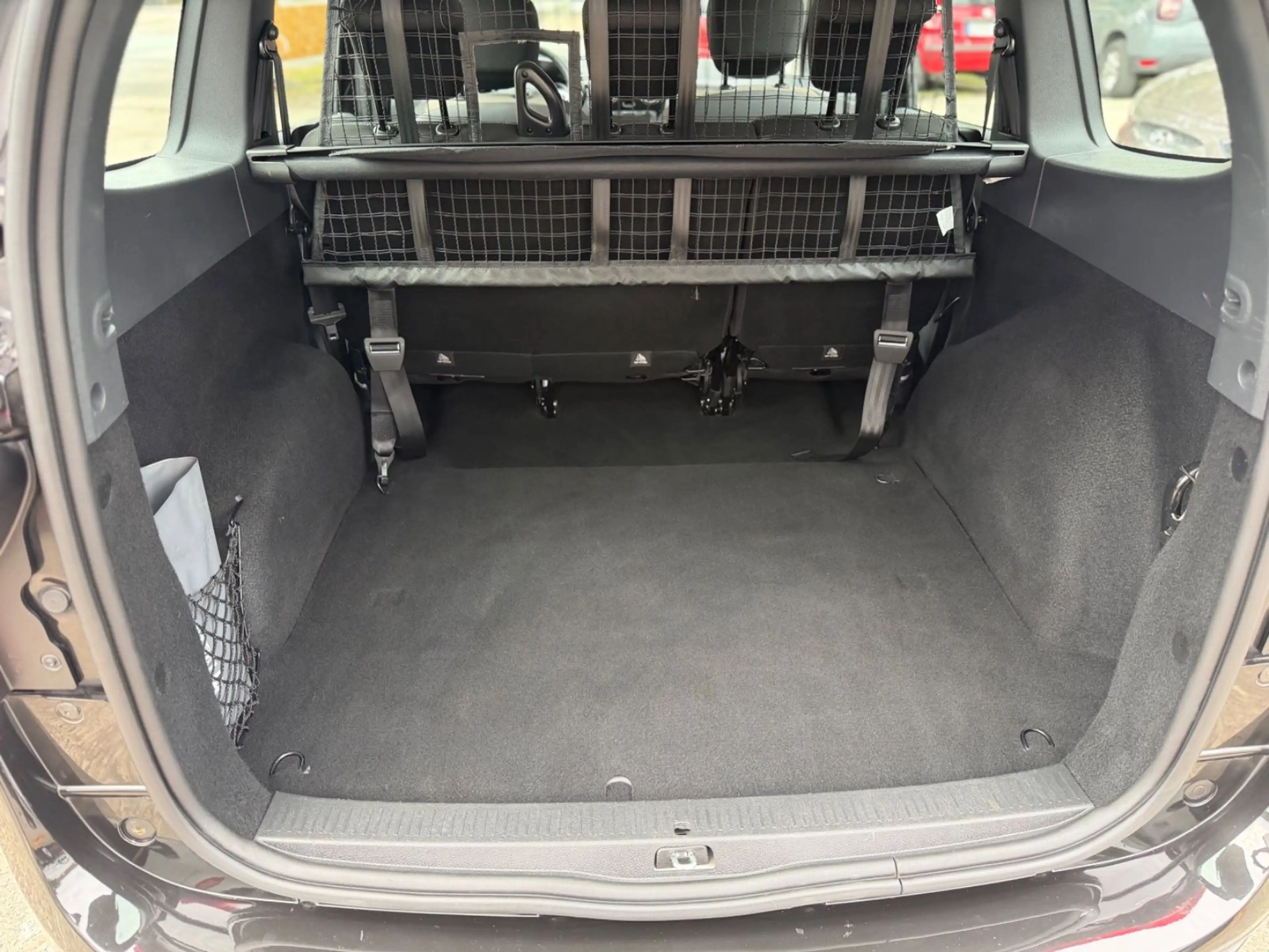 Dacia Lodgy *Stepway-Plus*NAVI*KAMERA*SHZ*AHK*1.HAND* — photo 9