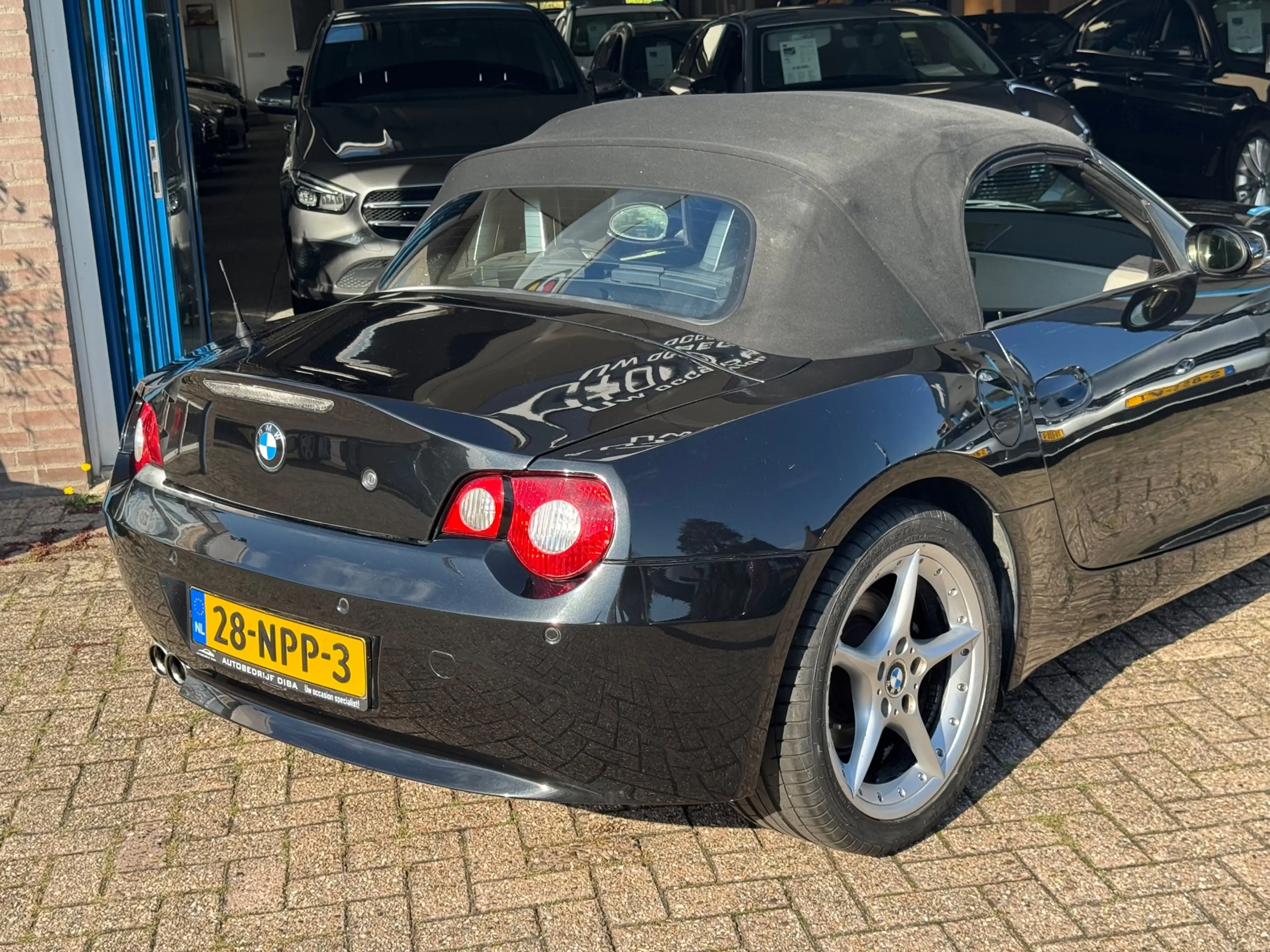 BMW Z4 Roadster 3.0i 2003 ZWART CABRIO AIRCO LM APK NAP! — photo 10