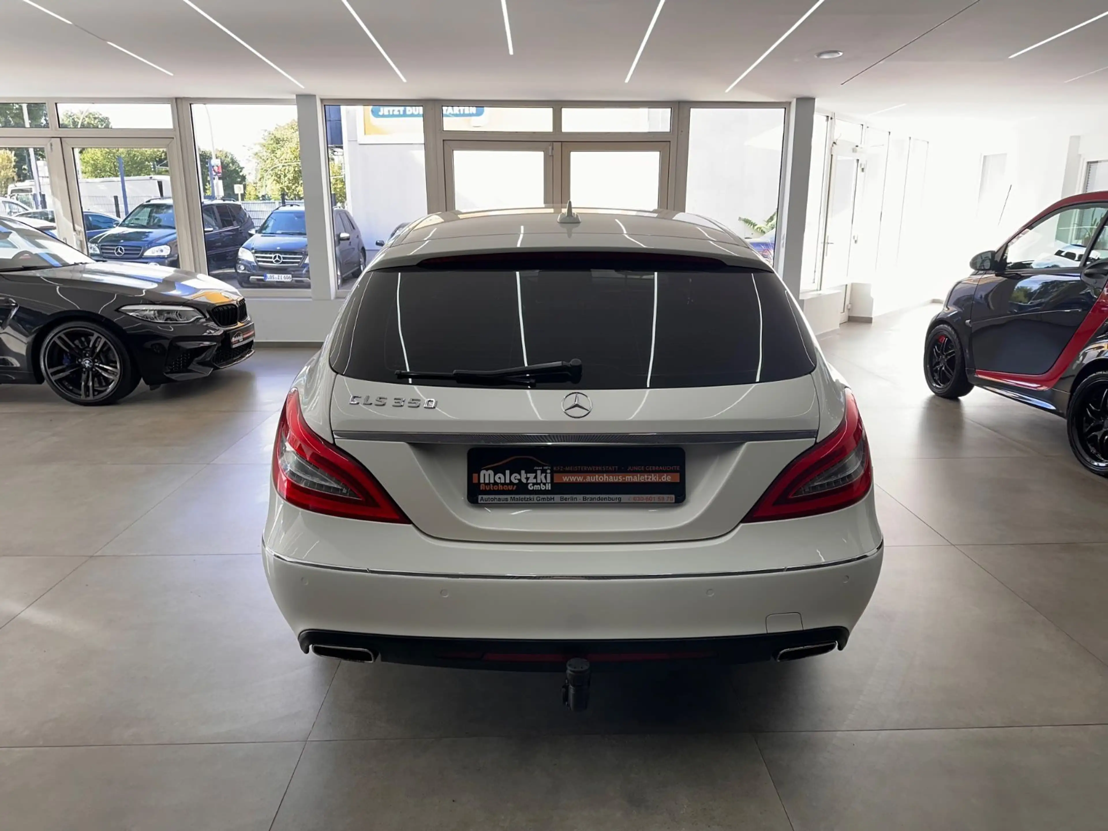 Mercedes-Benz CLS 350 CGI ShootingBrake*Memory*Distronic*Totw* — photo 5