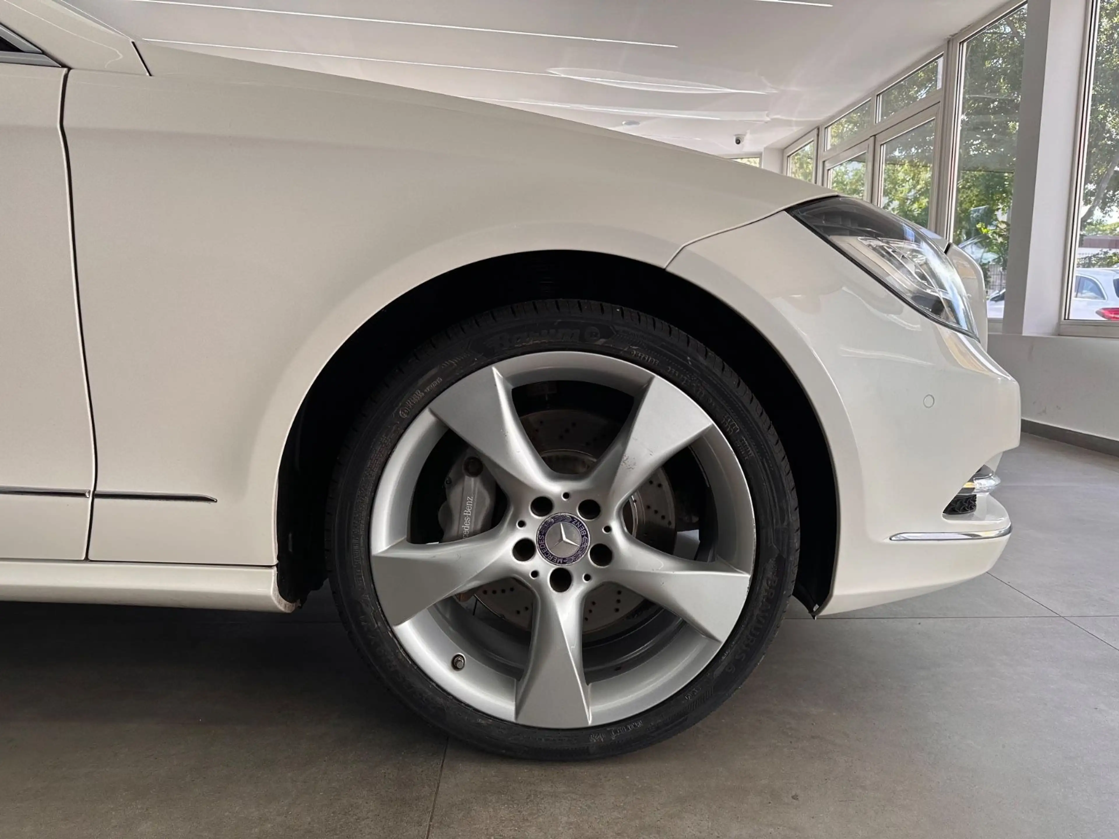 Mercedes-Benz CLS 350 CGI ShootingBrake*Memory*Distronic*Totw* — photo 39