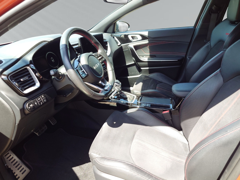 Kia ProCeed / pro_cee'd 1.6 T-GDI DCT GT Navi/JBL/LED/RFK — photo 4