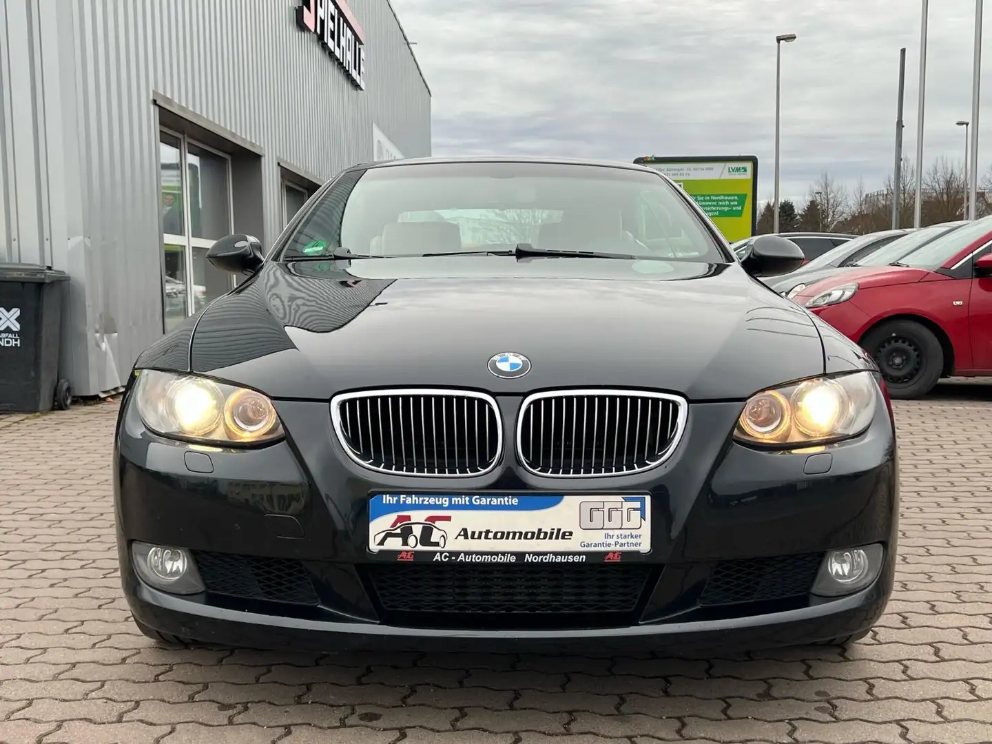 BMW 330 Baureihe 3 Cabrio 330d Noir - 2