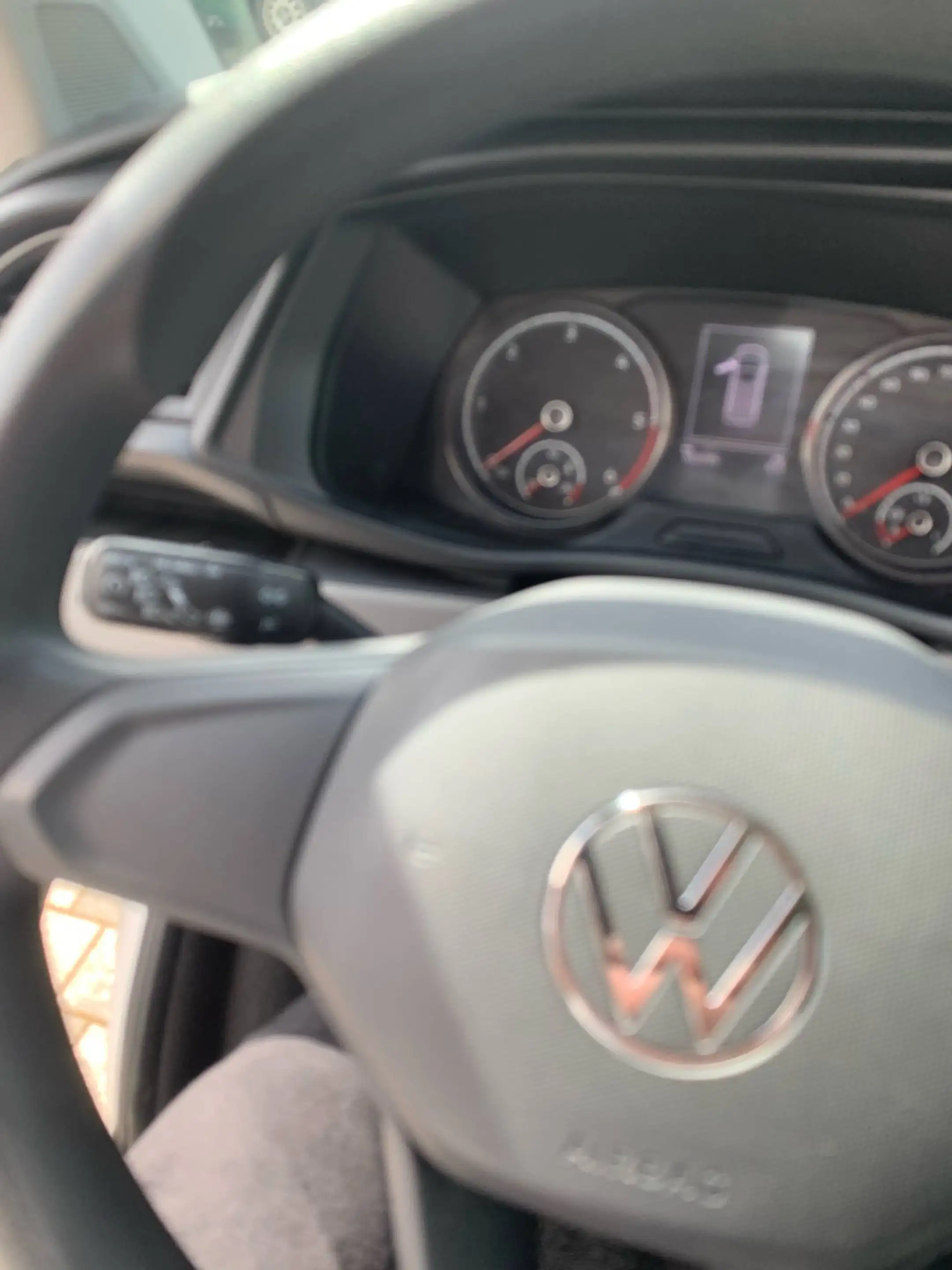 Volkswagen T6.1 Transporter L1H1 Standhzg. 2Schiebet. SHZ Klima AHK — photo 9