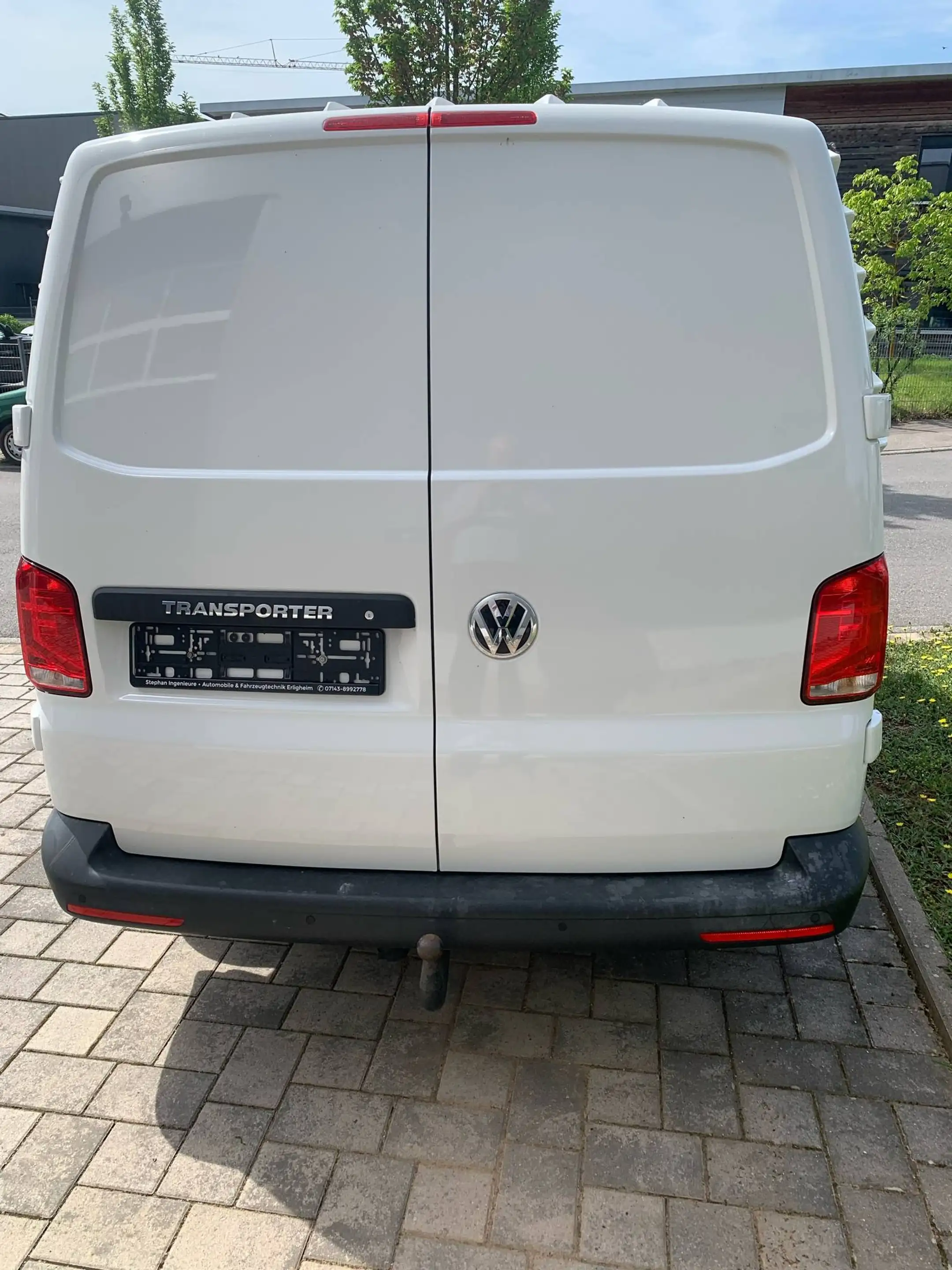 Volkswagen T6.1 Transporter L1H1 Standhzg. 2Schiebet. SHZ Klima AHK — photo 5