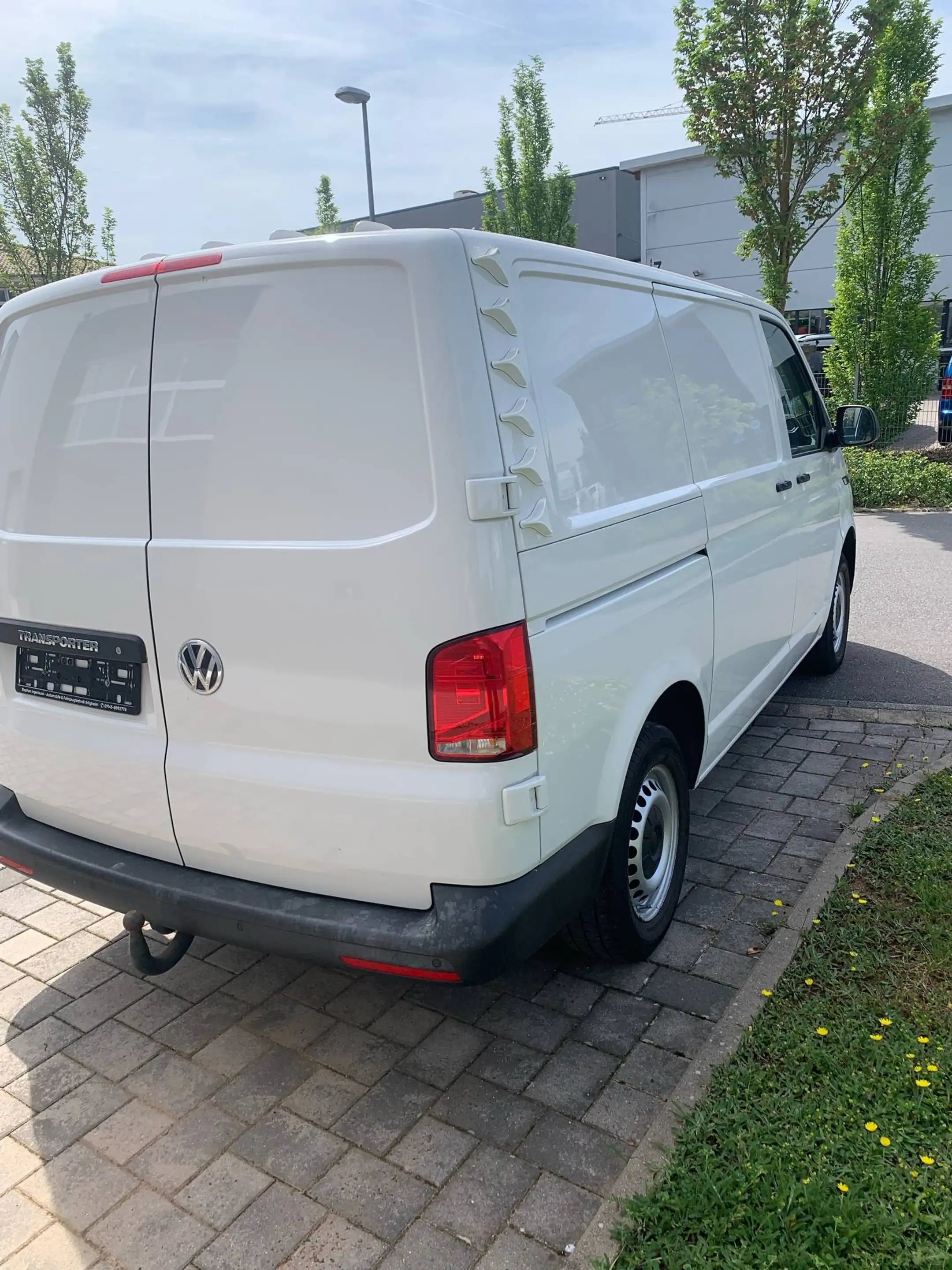 Volkswagen T6.1 Transporter L1H1 Standhzg. 2Schiebet. SHZ Klima AHK — photo 4