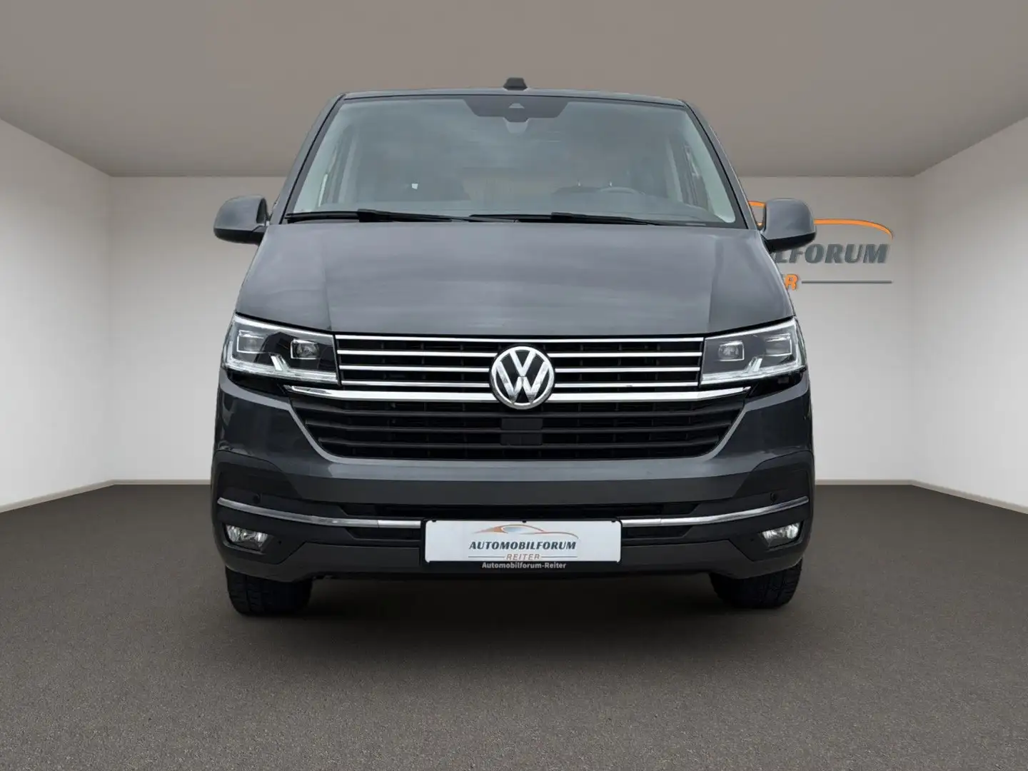 Volkswagen T6 Multivan T6.1 Multivan Generation Six AHK Stand elek Heck Gris - 2