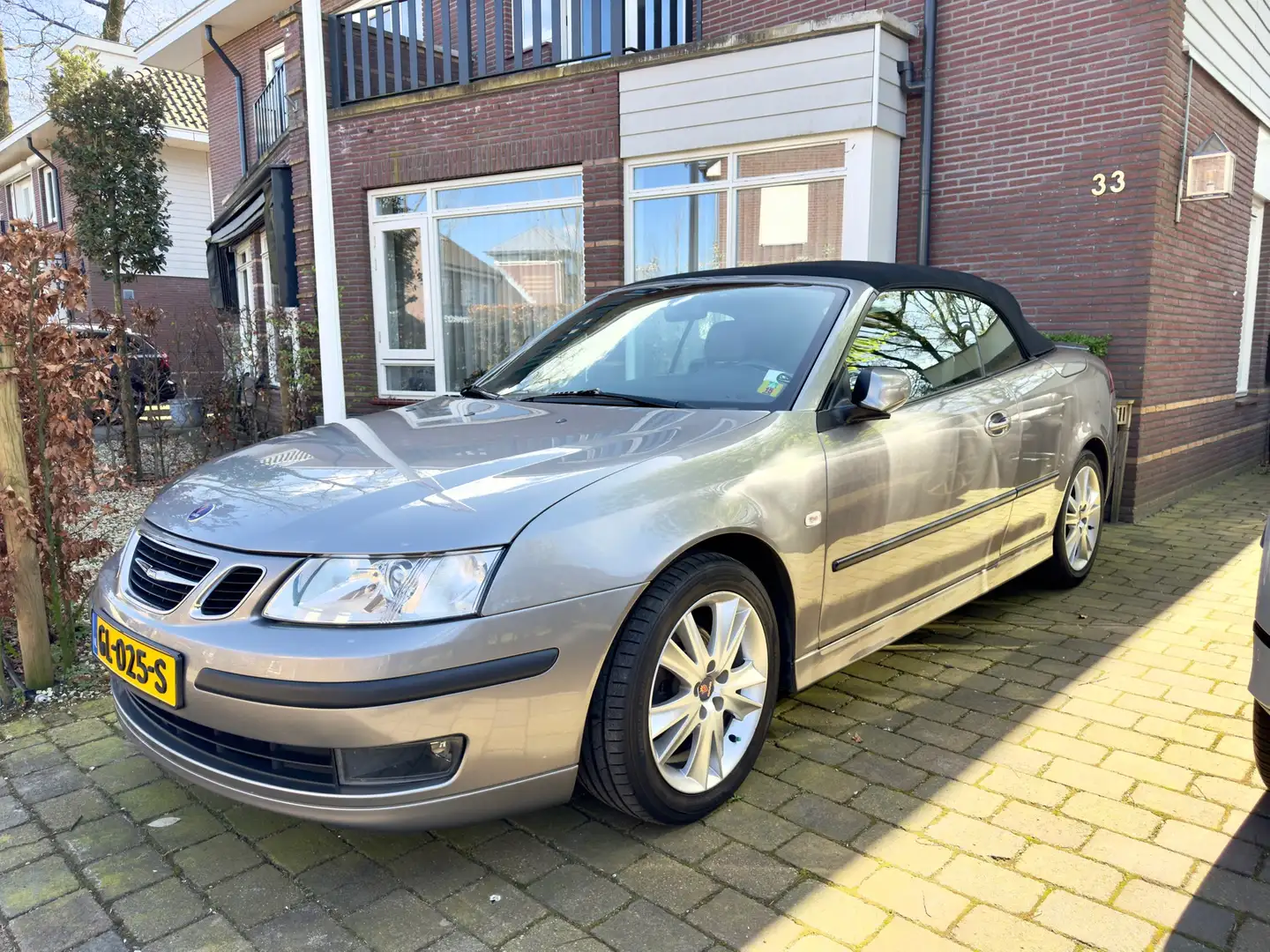 Saab 93 2.0 T Vector Gris - 1