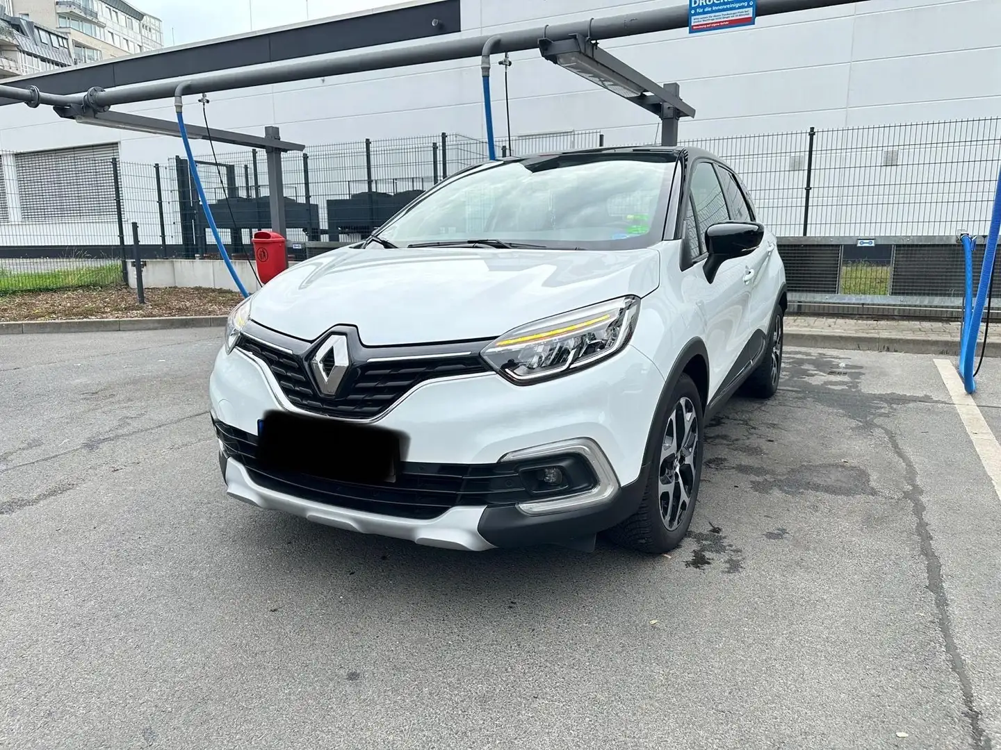 Renault Captur - 1