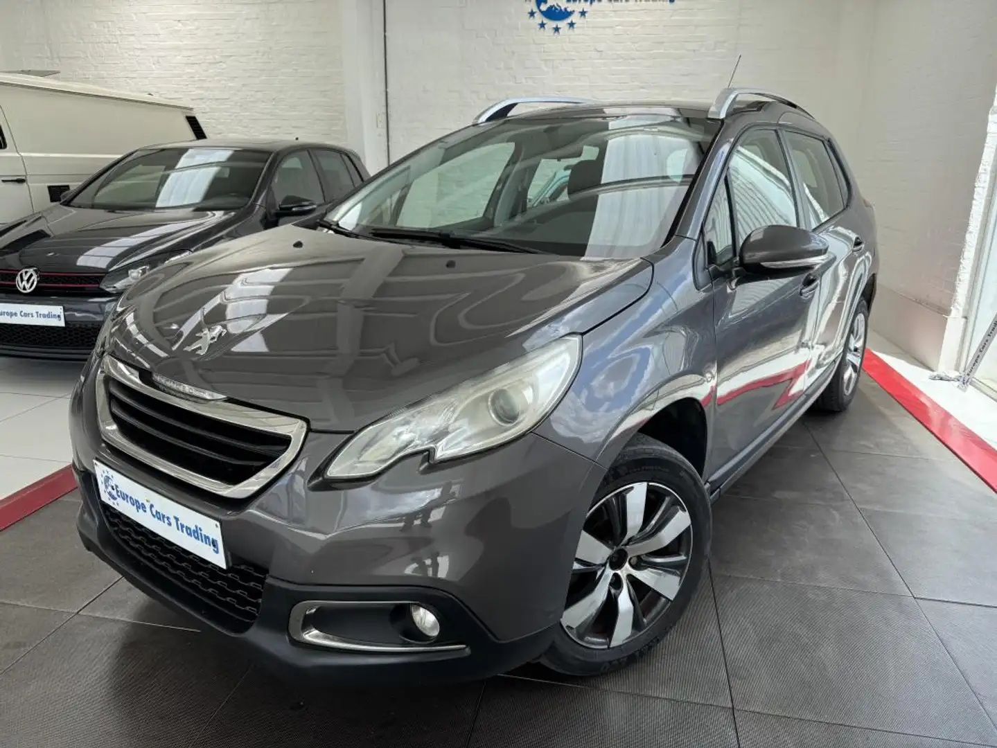 Peugeot 2008 FINITON "ALLURE" 82 CH ESSENCE- GAR 12M - 1