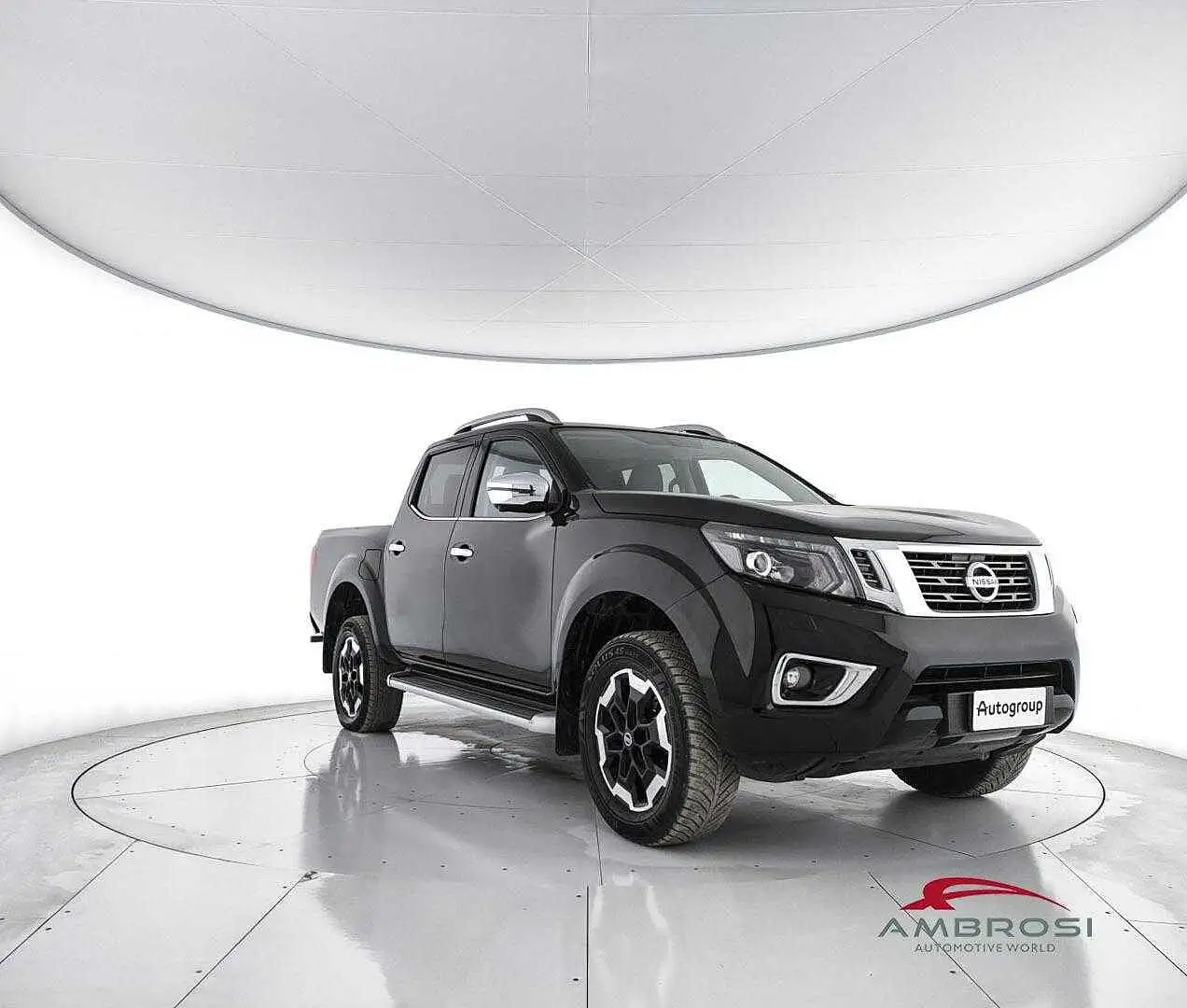 Nissan Navara 2.3 dCi 190 CV 4WD Double Cab Tekna - AUTOCARR0 N1 Noir - 2