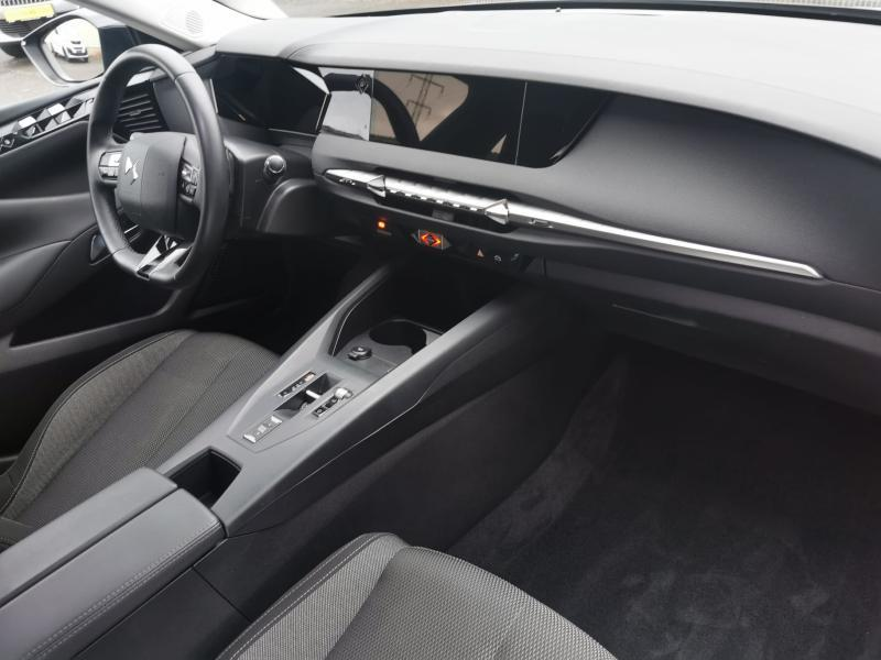 DS Automobiles DS 4 Bastille + / EAT8 / 130ch — photo 2