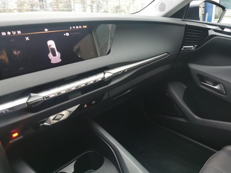 DS Automobiles DS 4 Bastille + / EAT8 / 130ch — photo 14