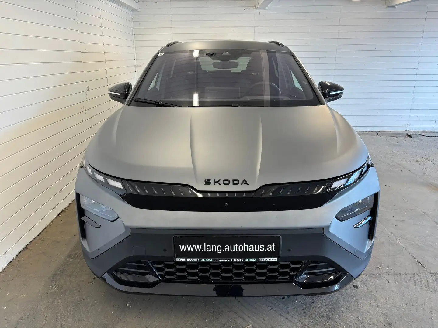 Skoda Elroq RS Grau - 2