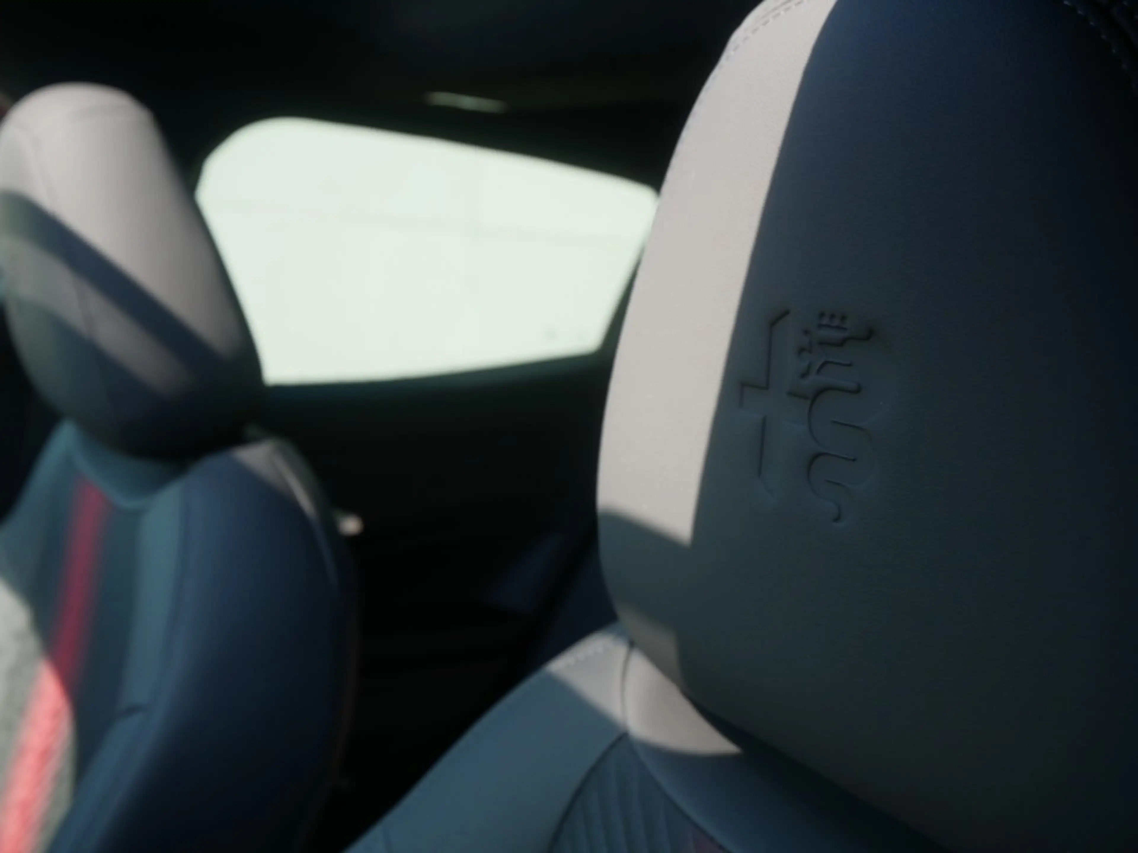 Alfa Romeo Junior IBRIDA TI 1.2 VGT 145PS DCT6 SCHIEBEDACH TECHNOLOG — photo 10