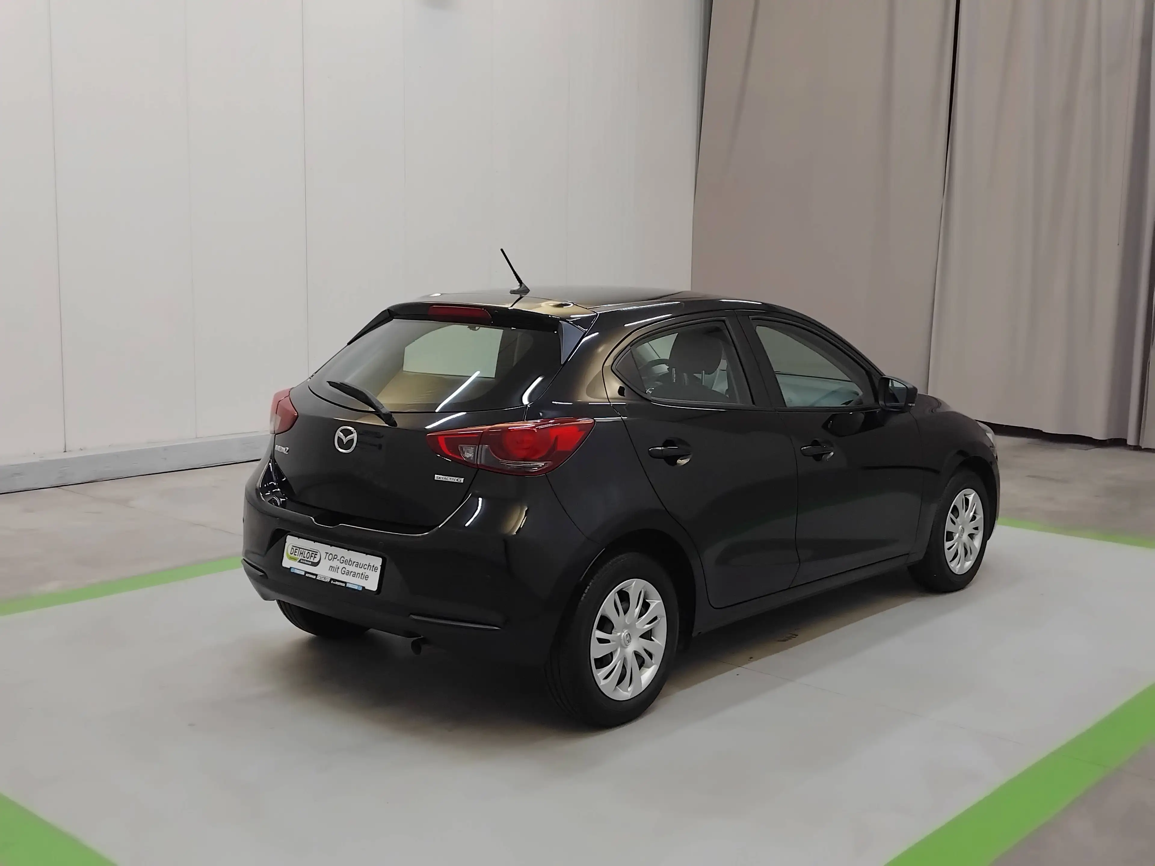 Mazda 2 SKYACTIV-G 90  6GS AD'VANTAGE — photo 4