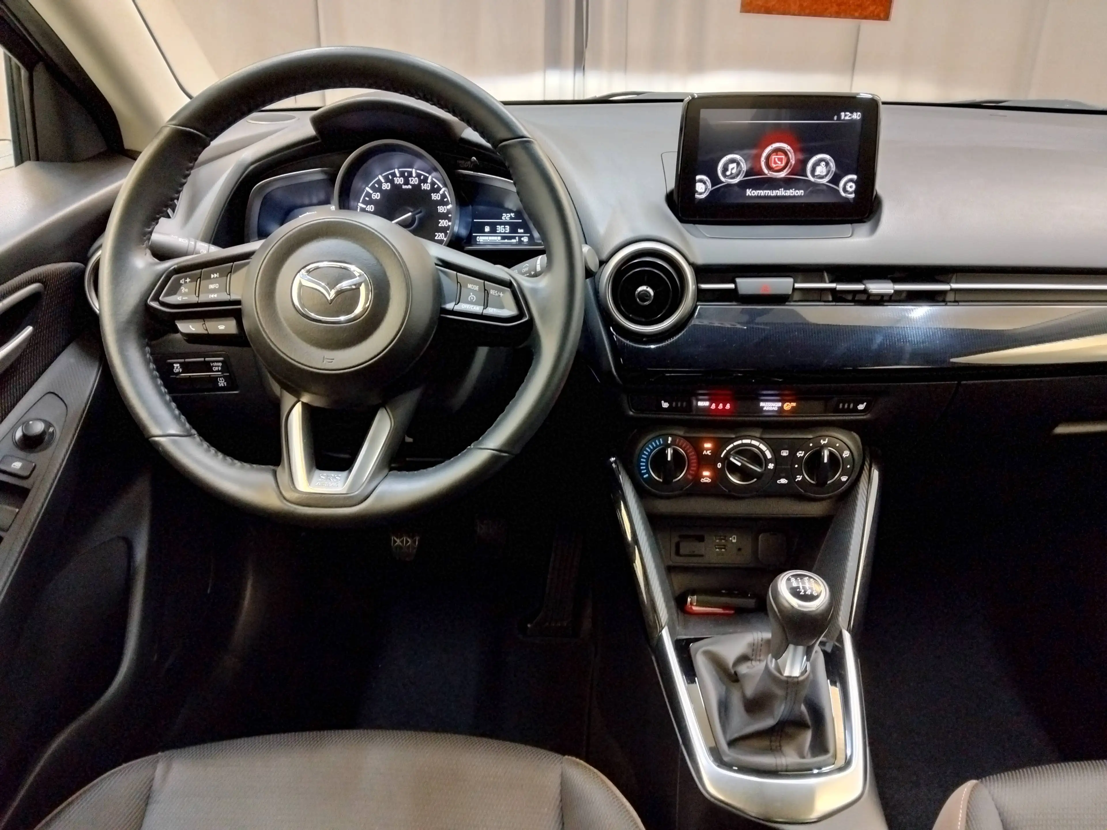 Mazda 2 SKYACTIV-G 90  6GS AD'VANTAGE — photo 9
