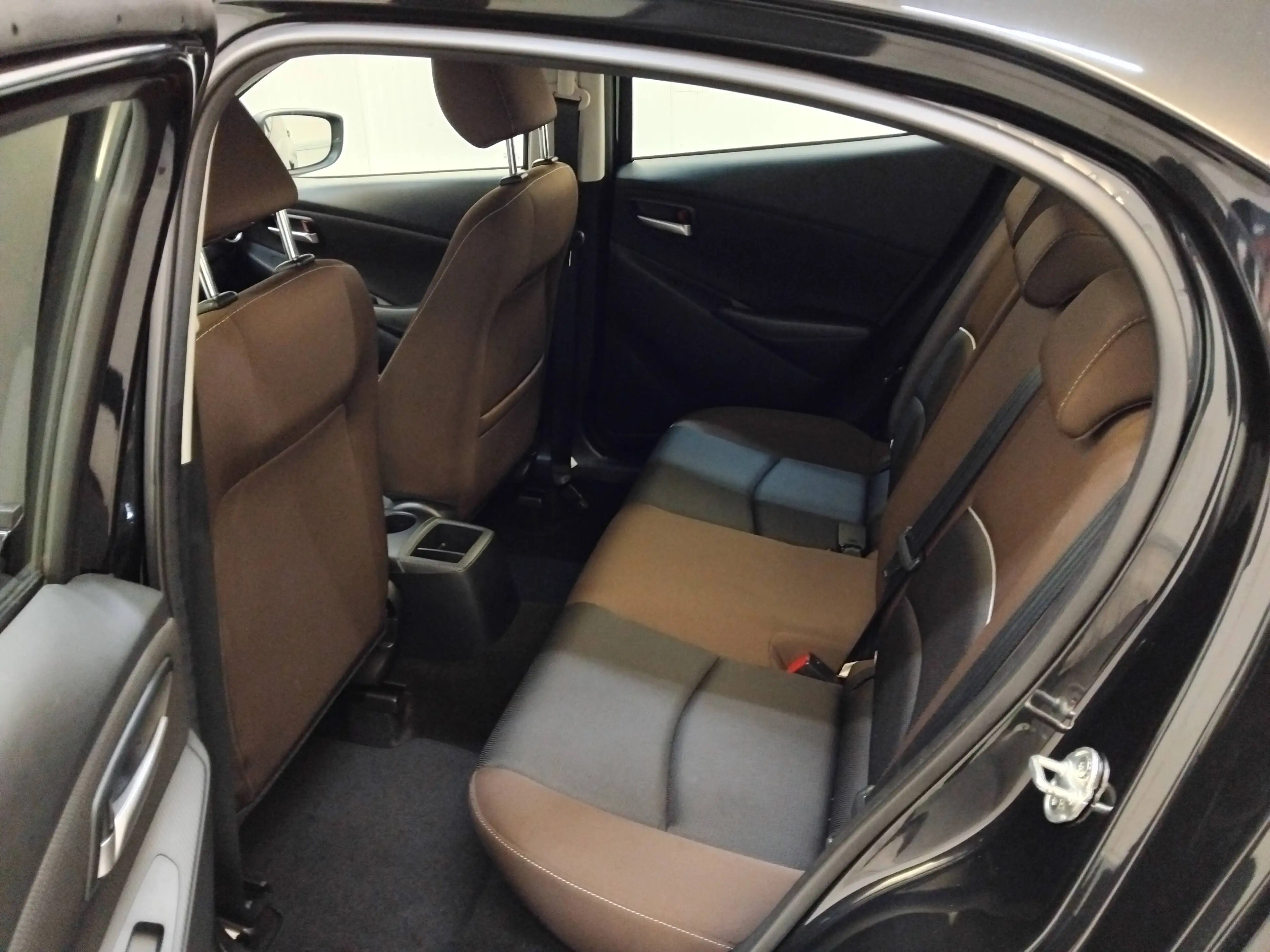 Mazda 2 SKYACTIV-G 90  6GS AD'VANTAGE — photo 8